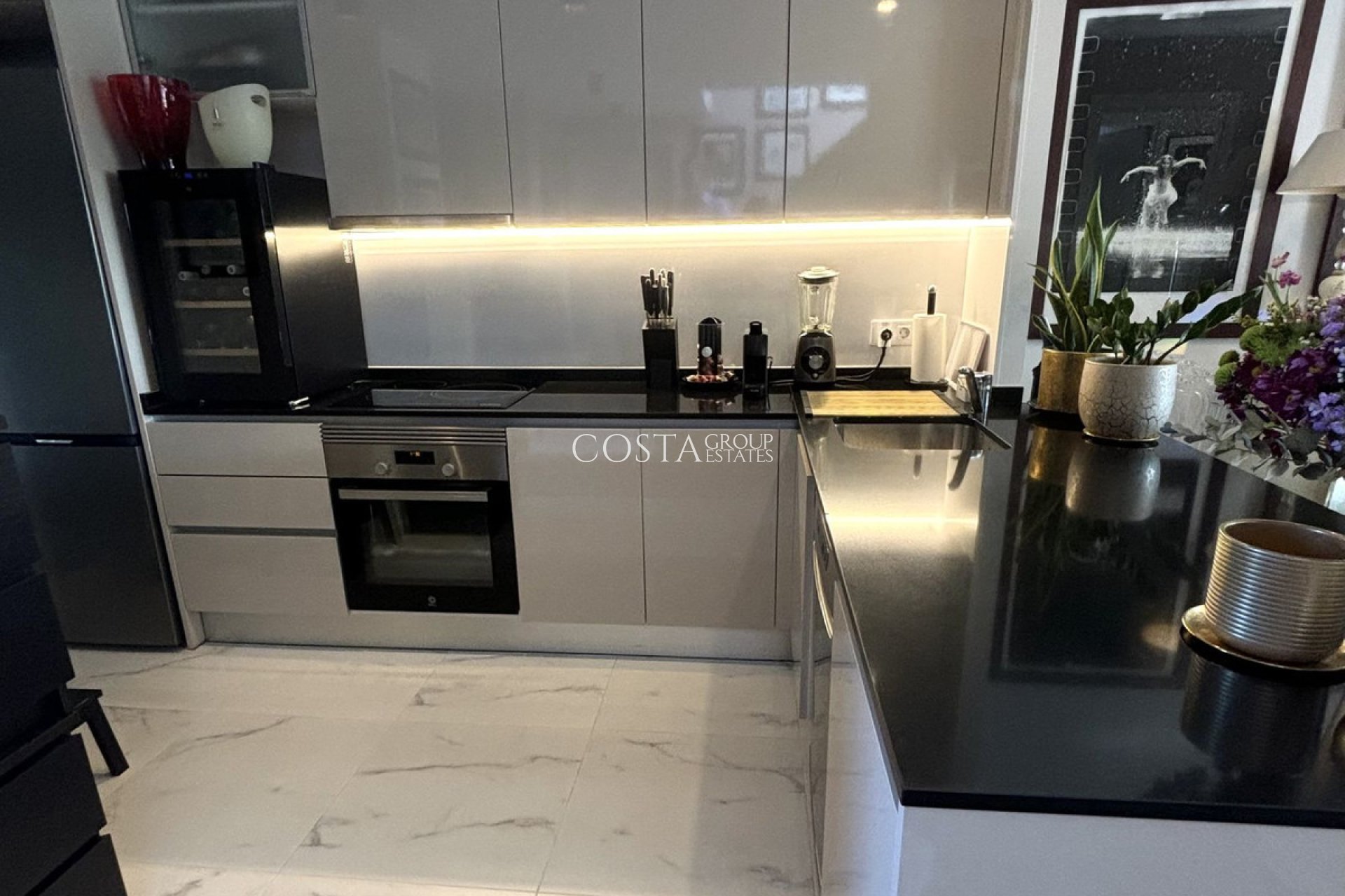 Resale - Apartments -
Orihuela Costa - Playa Flamenca