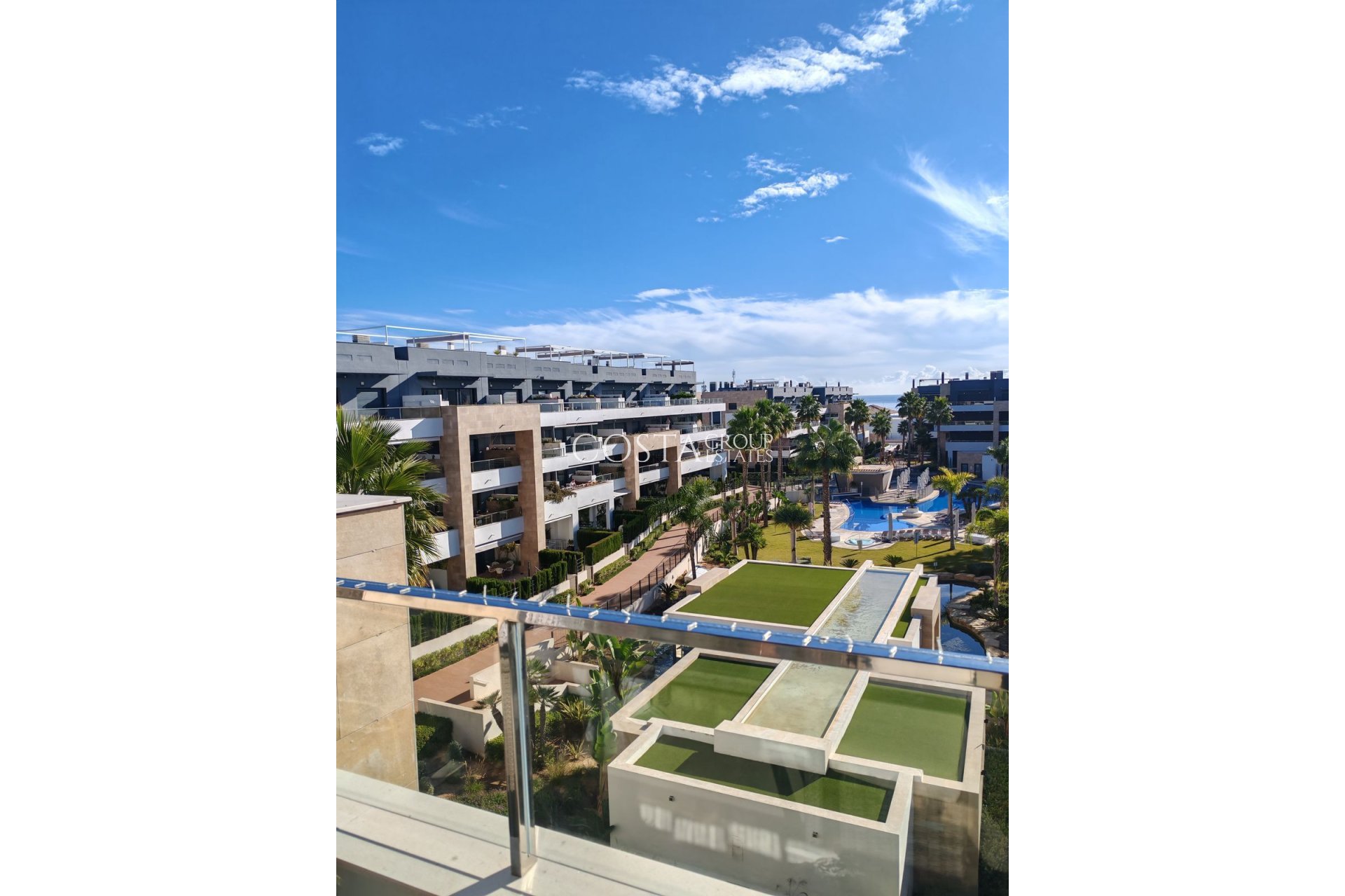 Resale - Apartments -
Orihuela Costa - Playa Flamenca