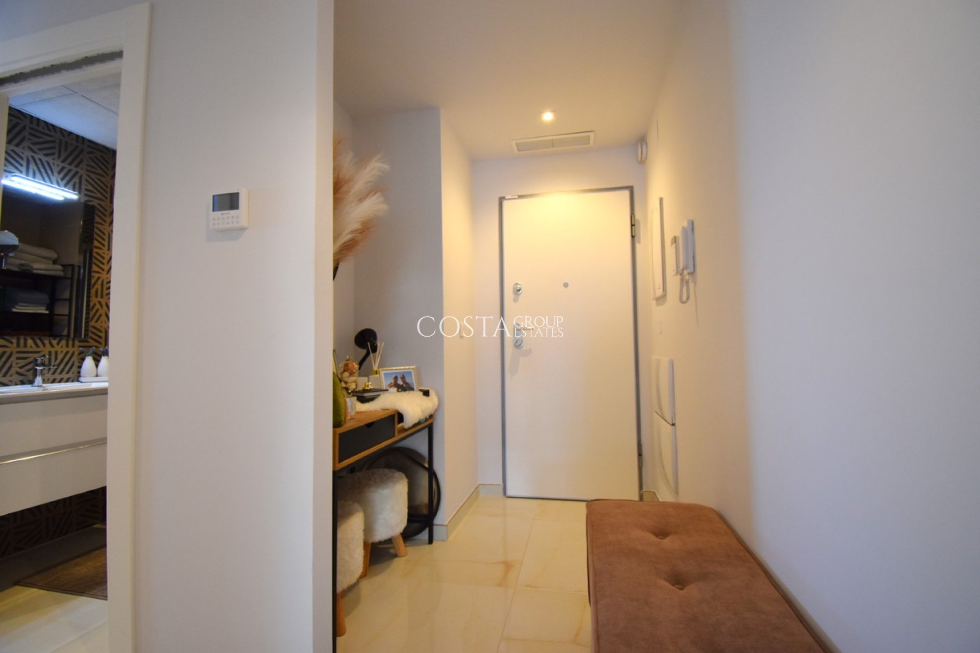 Resale - Apartments -
Orihuela Costa - Playa Flamenca