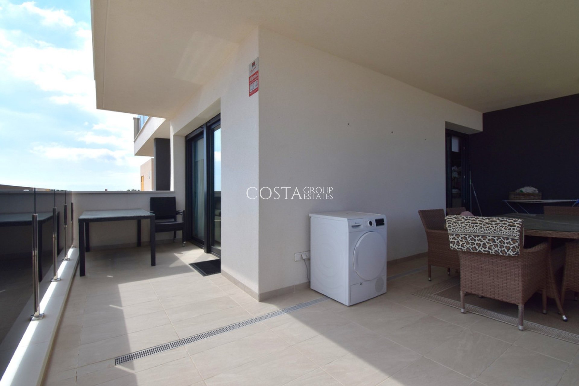 Resale - Apartments -
Orihuela Costa - Playa Flamenca