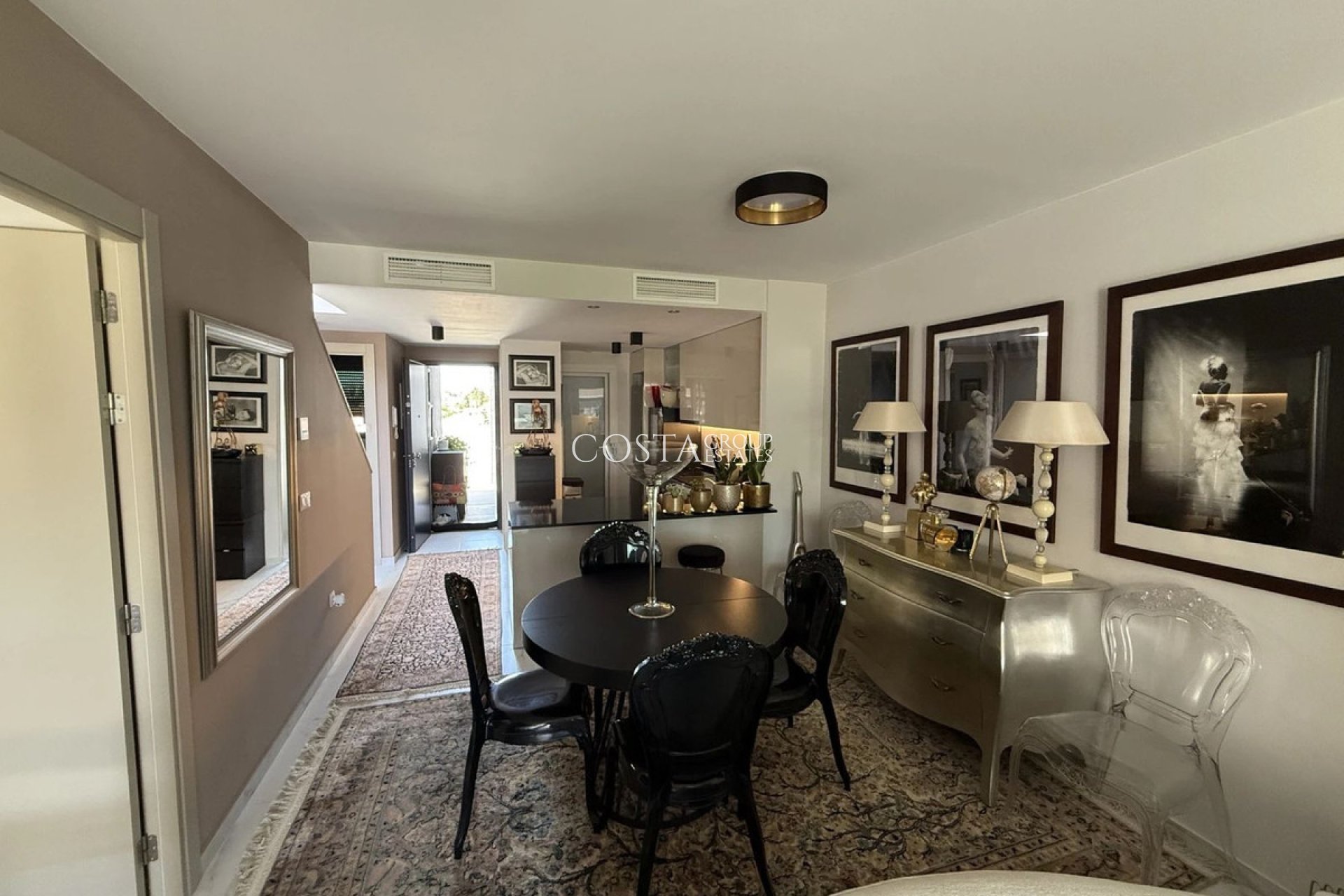 Resale - Apartments -
Orihuela Costa - Playa Flamenca