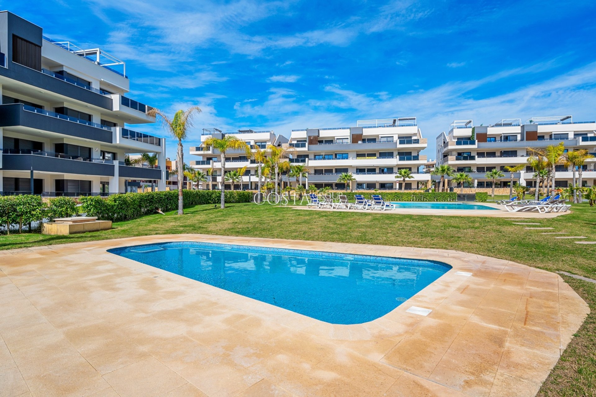 Resale - Apartments -
Orihuela Costa - Playa Flamenca