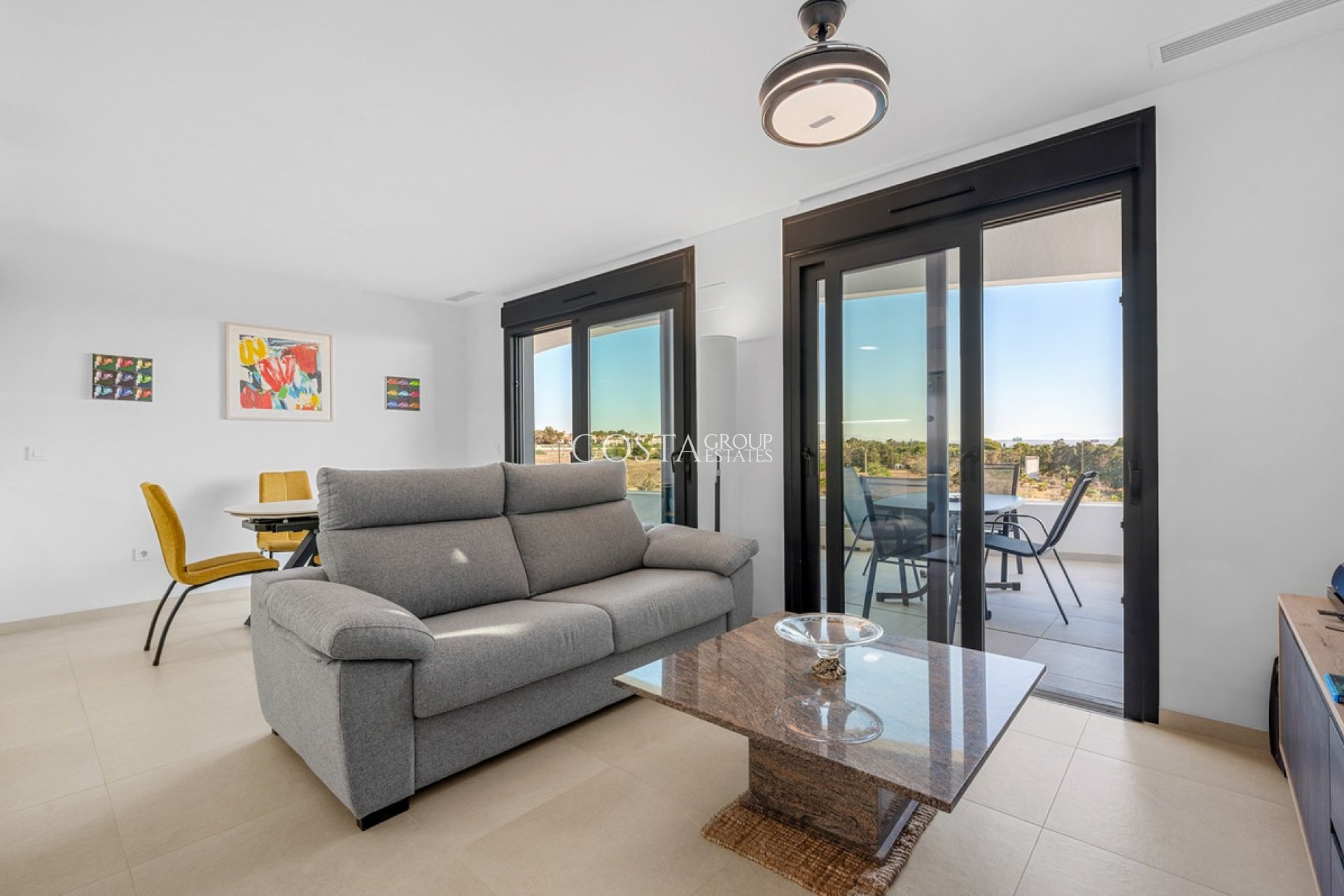 Resale - Apartments -
Orihuela Costa - Punta Prima