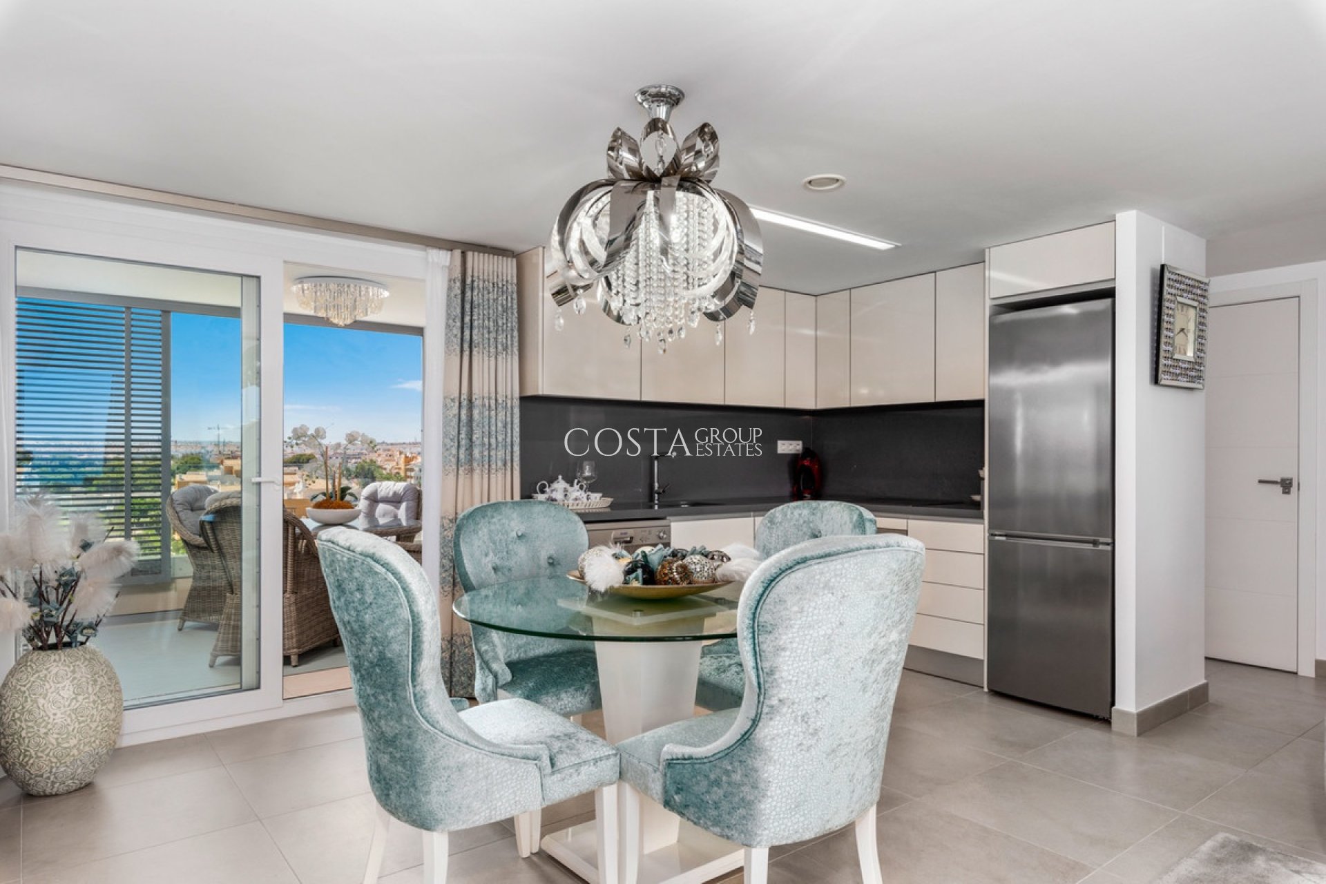 Resale - Apartments -
Orihuela Costa - Punta Prima