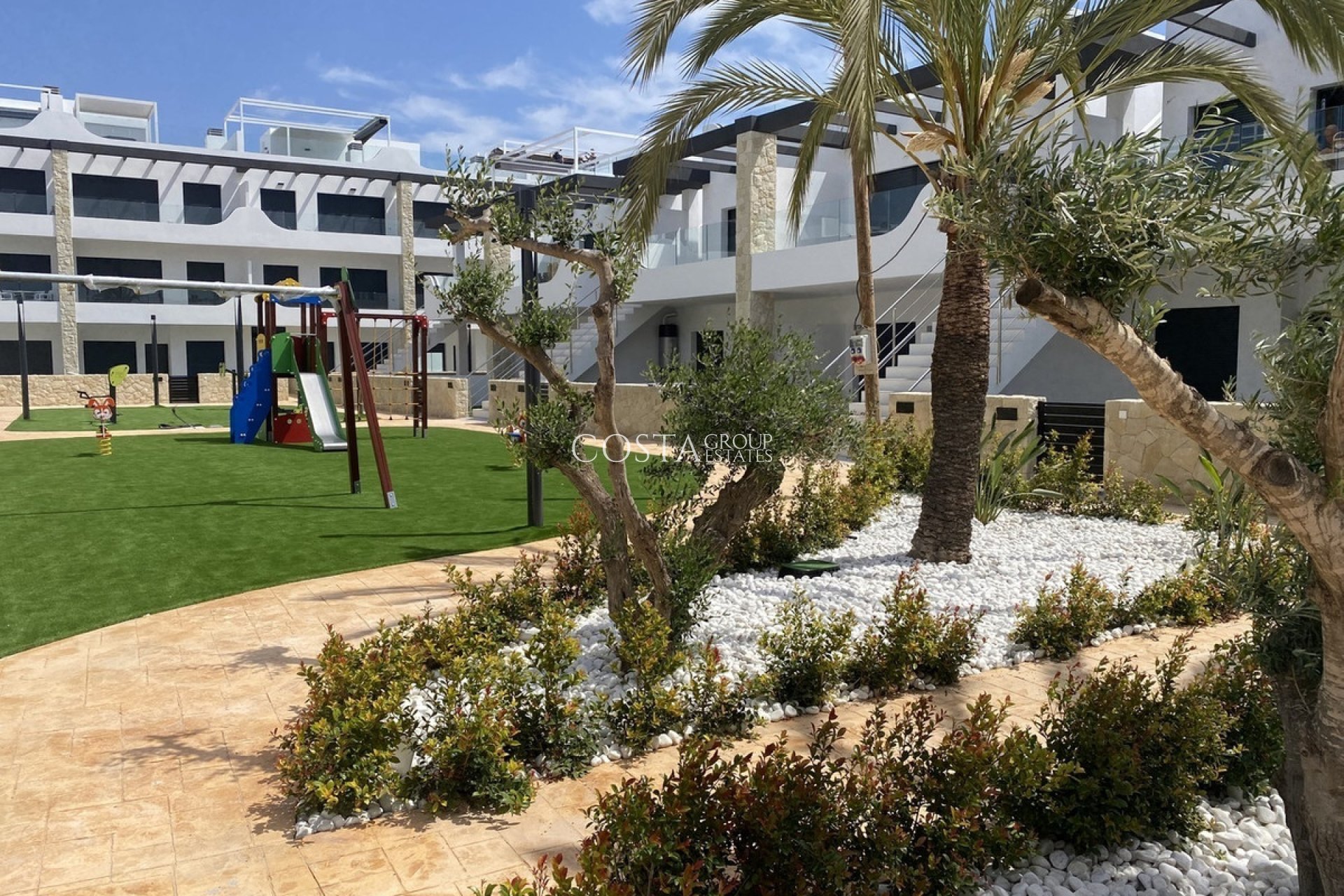 Resale - Apartments -
Orihuela Costa - Punta Prima