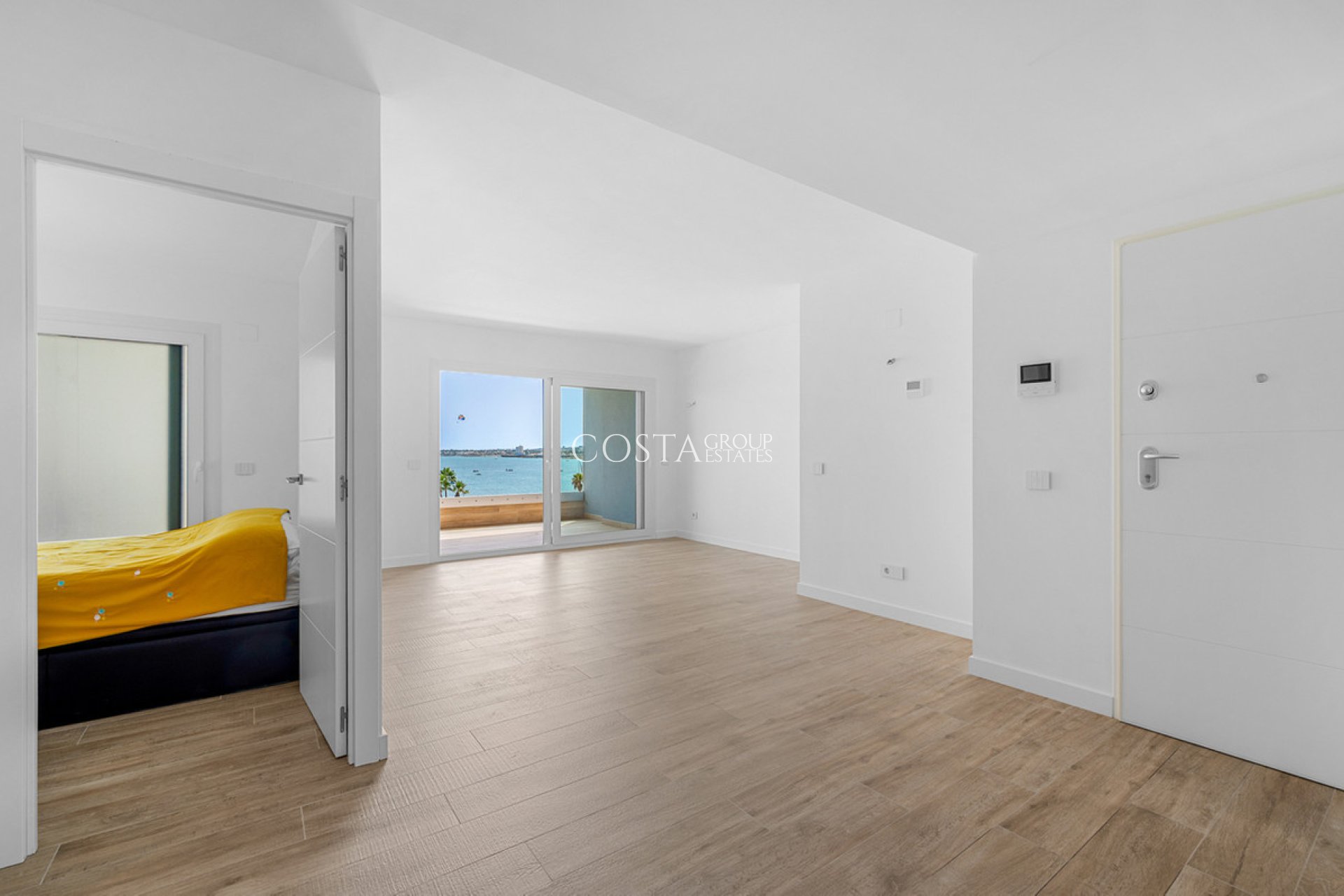 Resale - Apartments -
Orihuela Costa - Punta Prima