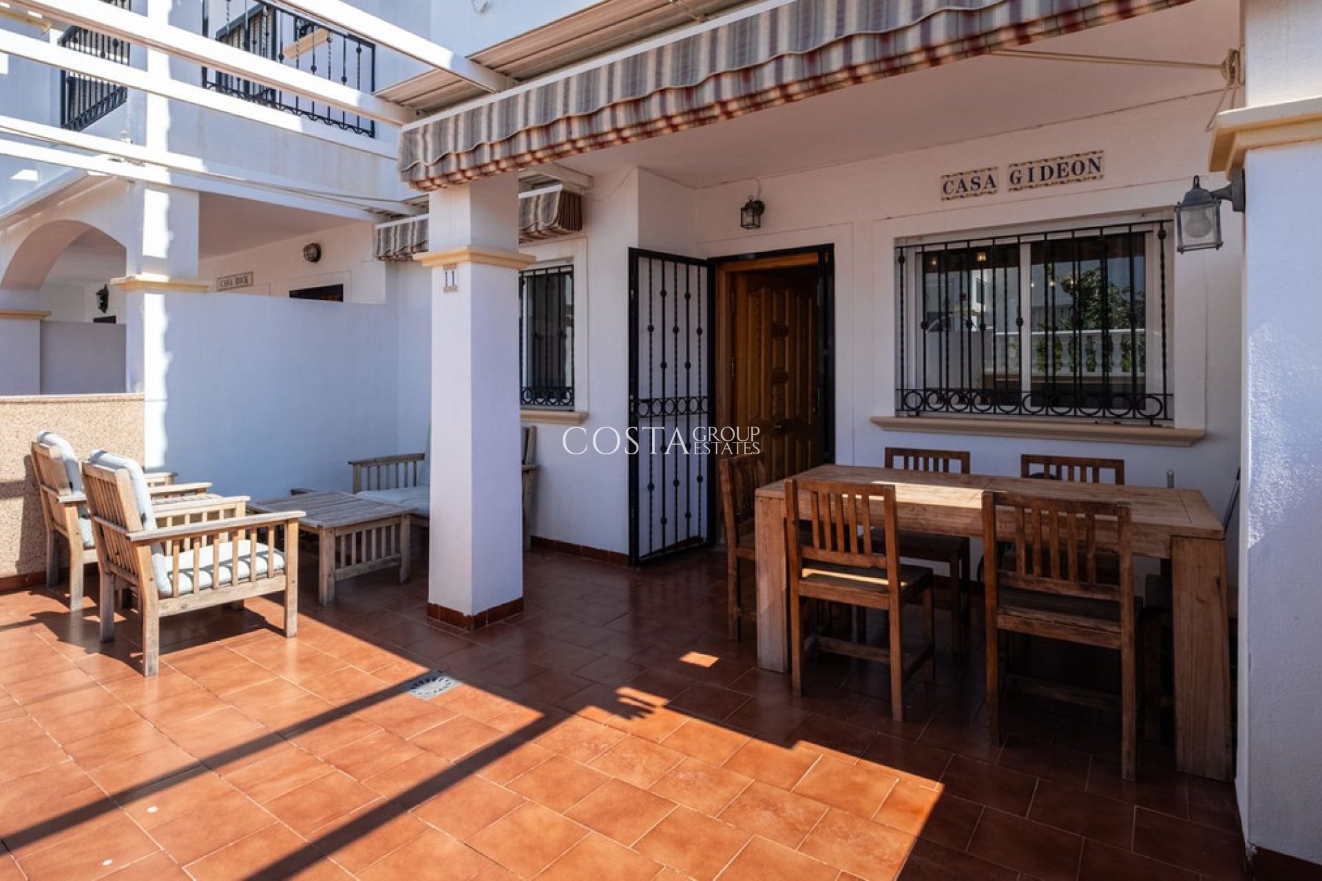 Resale - Apartments -
Orihuela Costa - Punta Prima