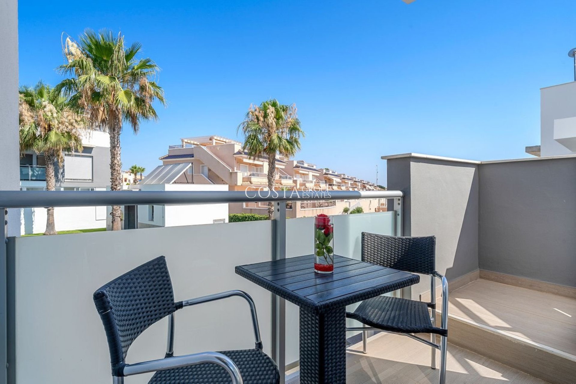 Resale - Apartments -
Orihuela Costa - Punta Prima