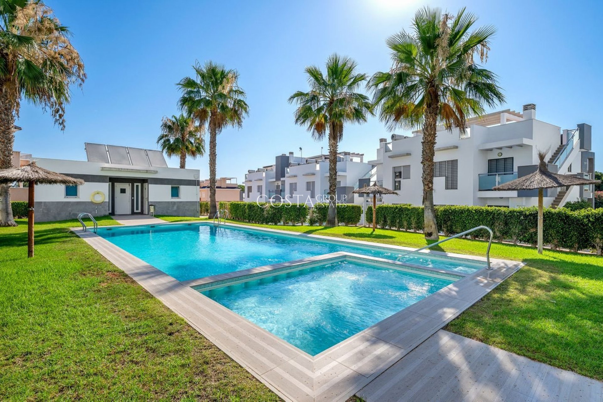 Resale - Apartments -
Orihuela Costa - Punta Prima