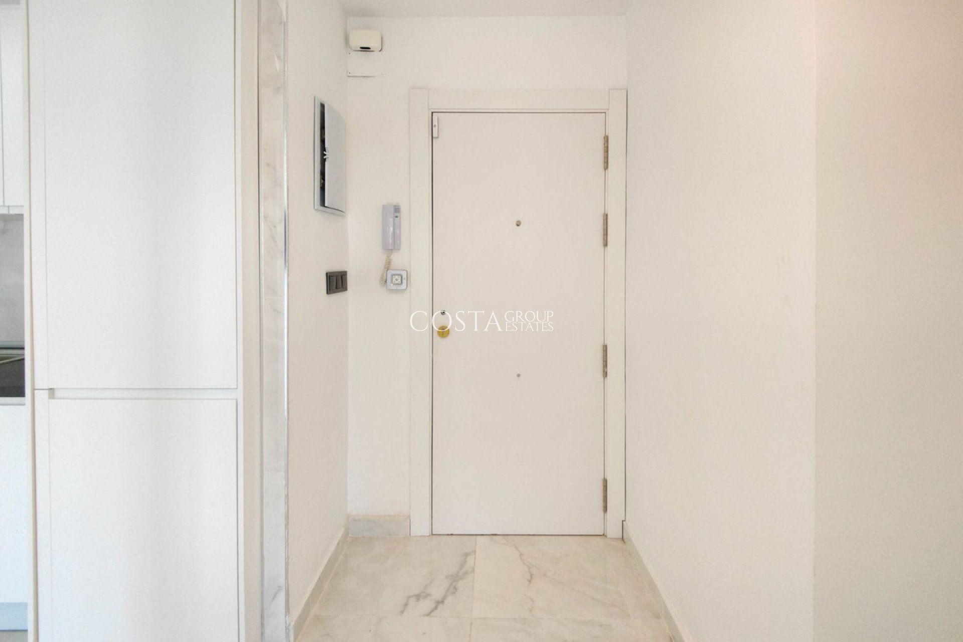 Resale - Apartments -
Orihuela Costa - Punta Prima