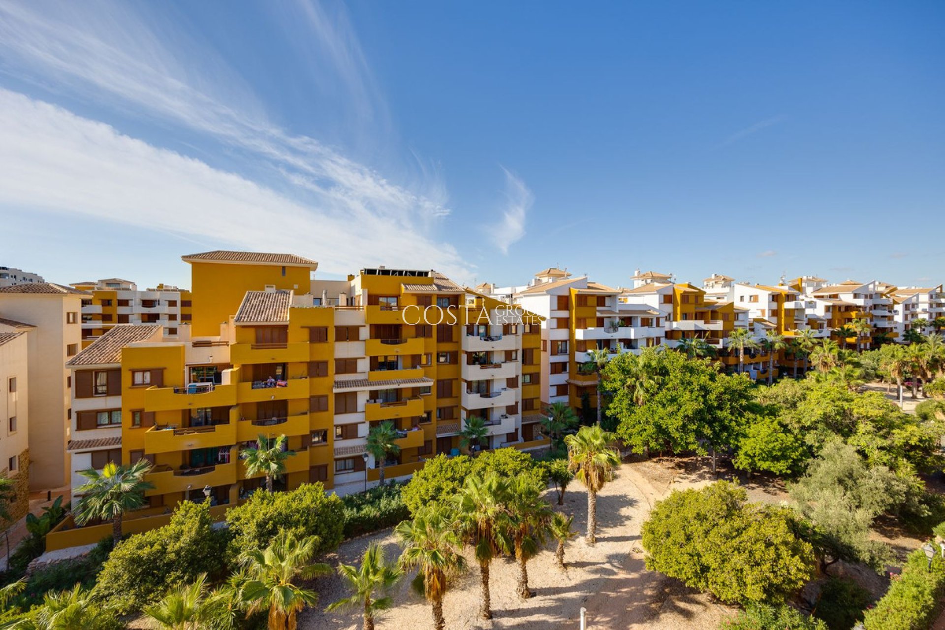 Resale - Apartments -
Orihuela Costa - Punta Prima