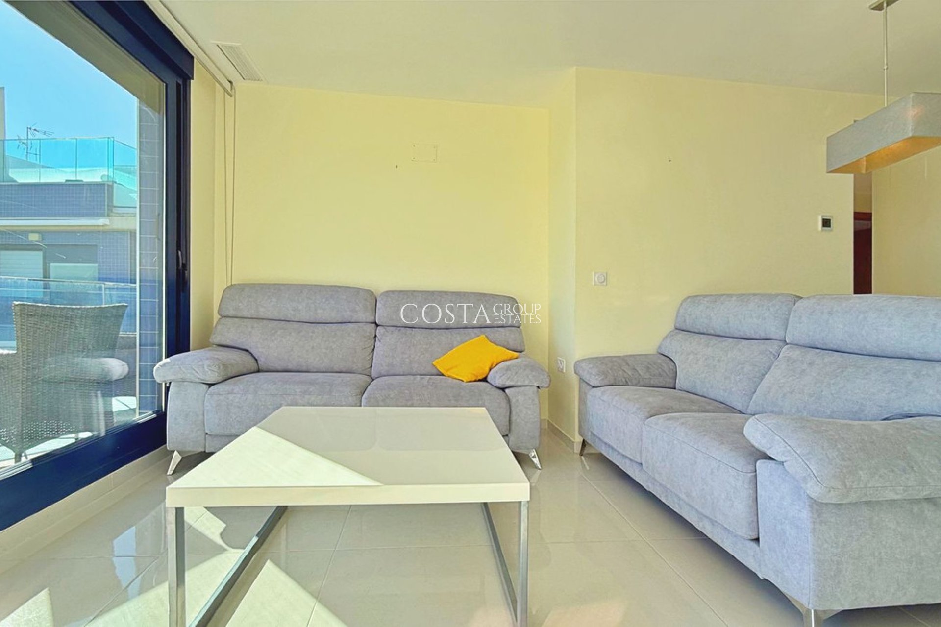 Resale - Apartments -
Orihuela Costa - Punta Prima