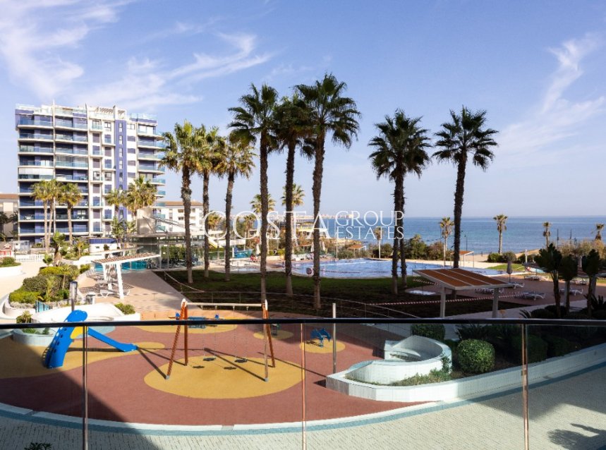 Resale - Apartments -
Orihuela Costa - Punta Prima