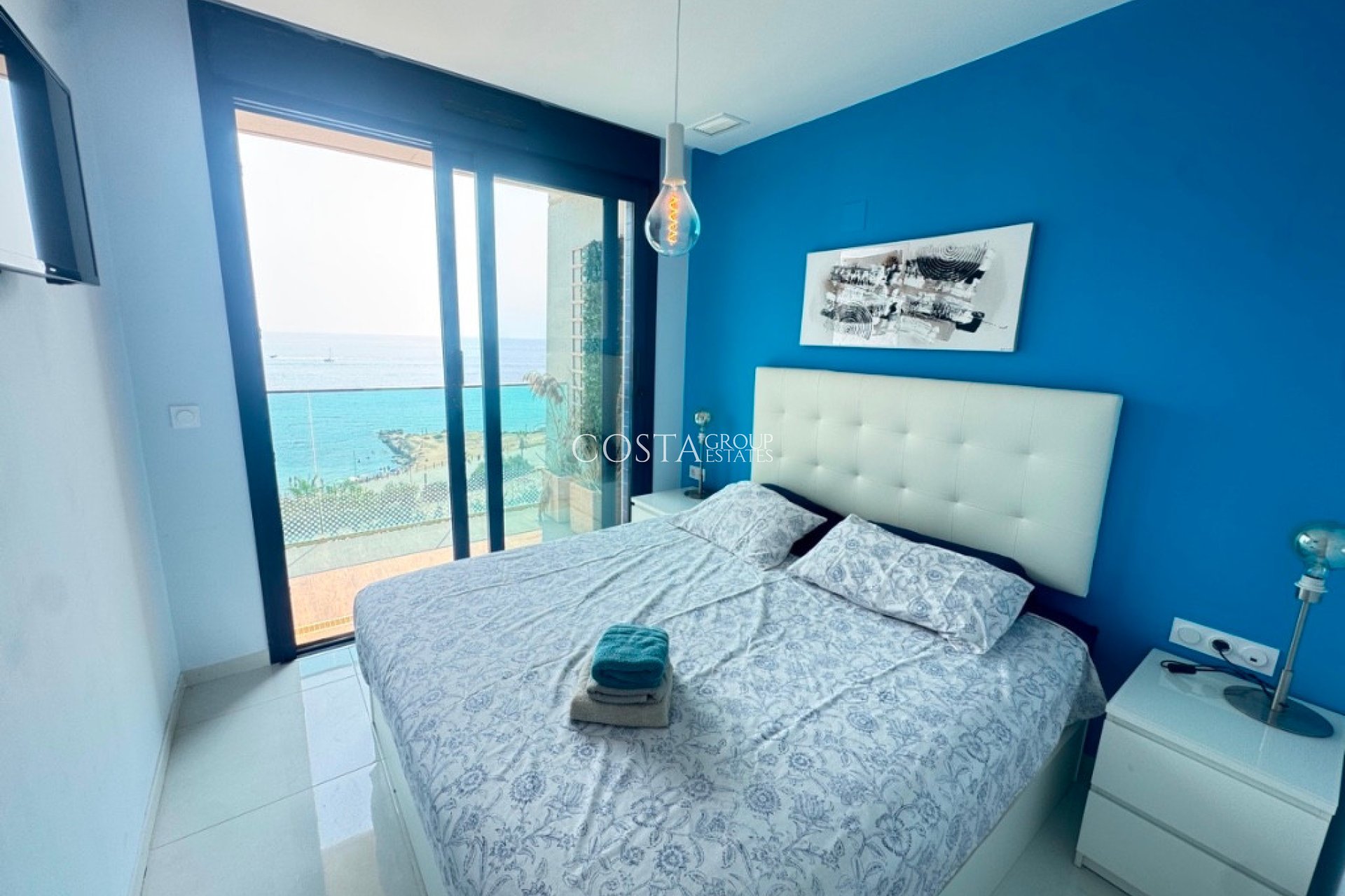 Resale - Apartments -
Orihuela Costa - Punta Prima