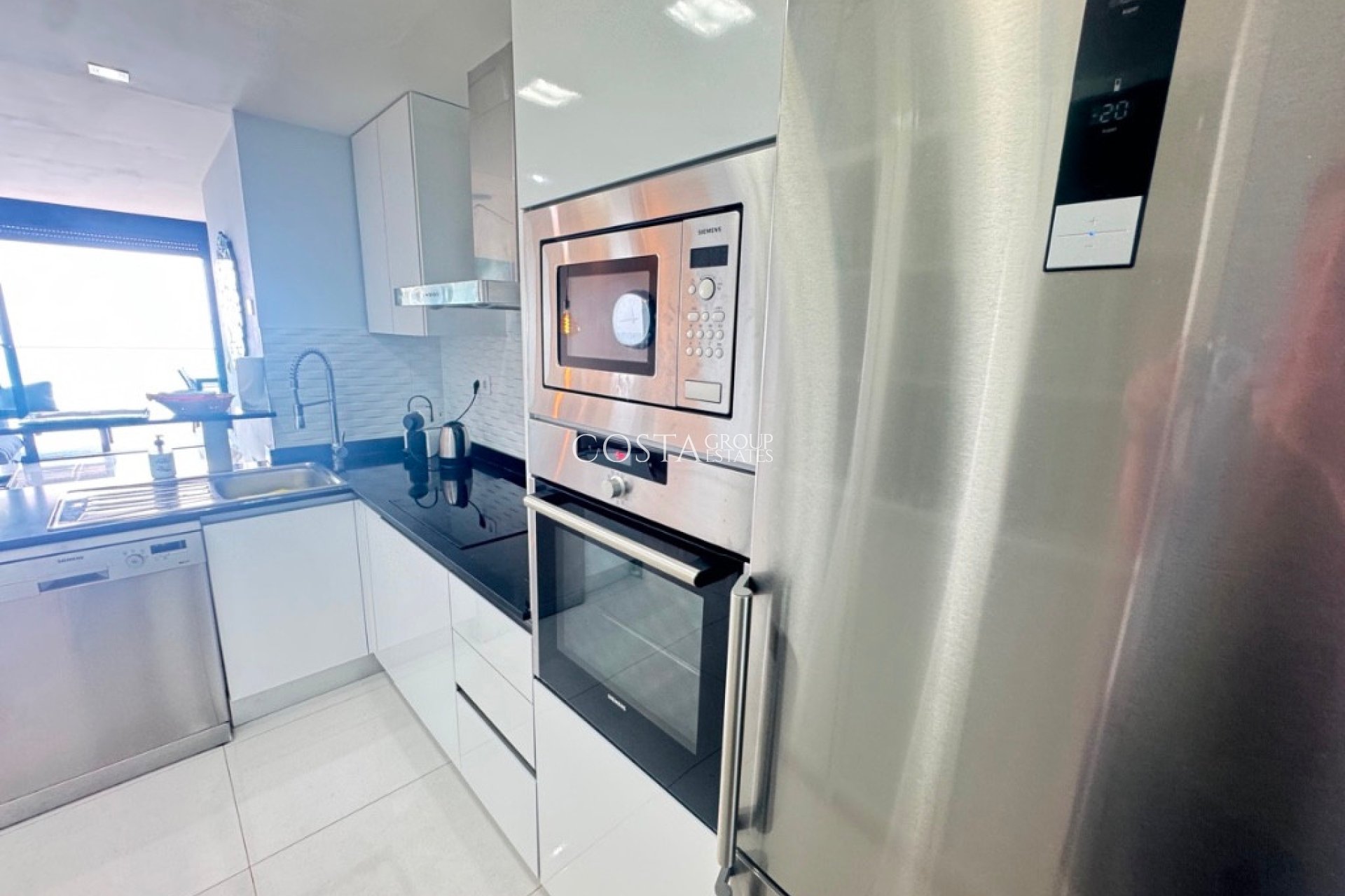 Resale - Apartments -
Orihuela Costa - Punta Prima