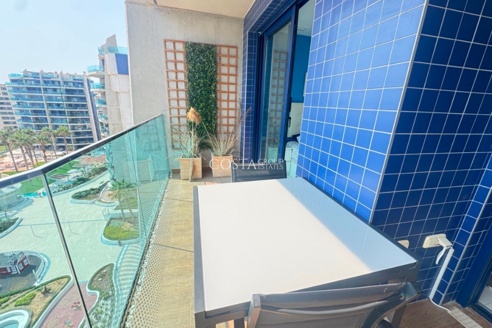 Resale - Apartments -
Orihuela Costa - Punta Prima