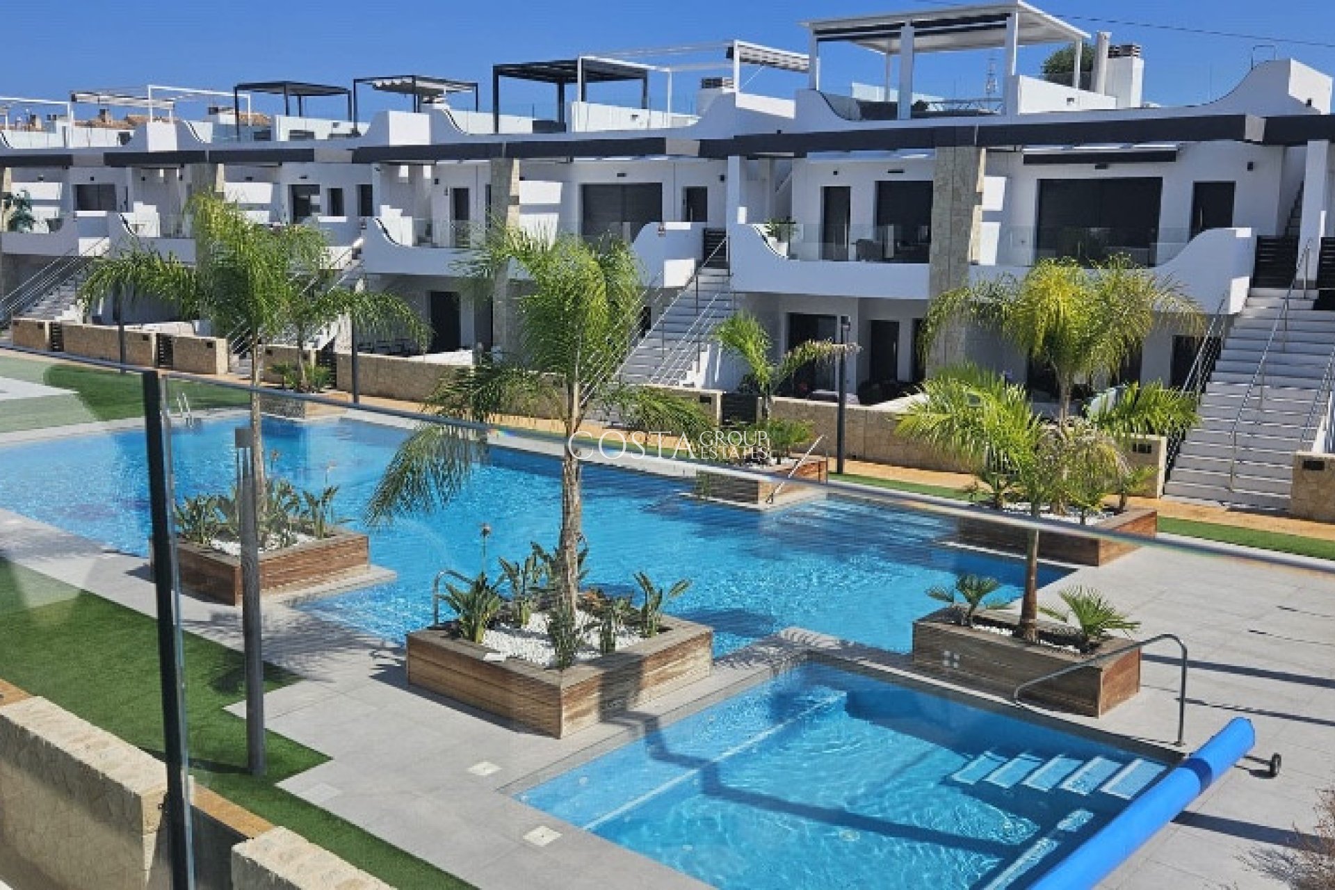 Resale - Apartments -
Orihuela Costa - Punta Prima