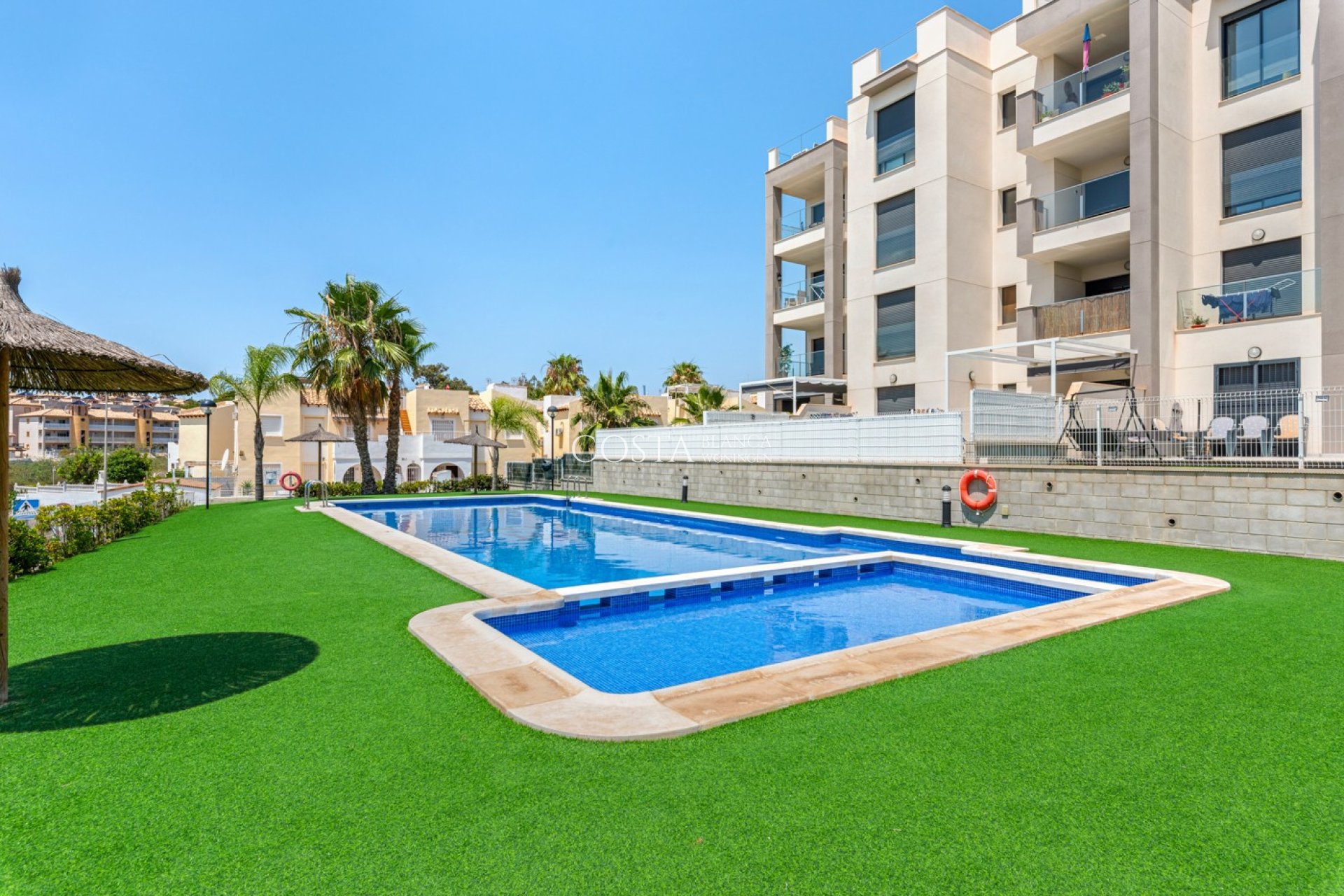 Resale - Apartments -
Orihuela Costa - Villamartin*