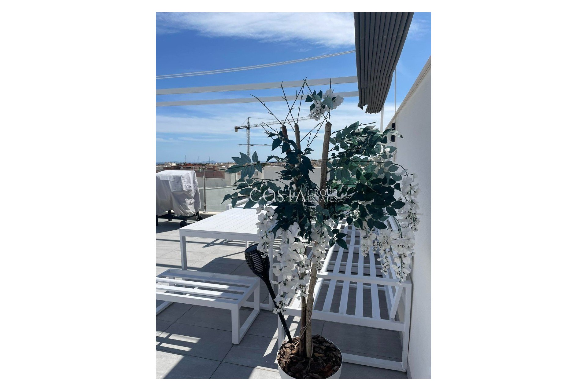 Resale - Apartments -
Orihuela Costa - Villamartín