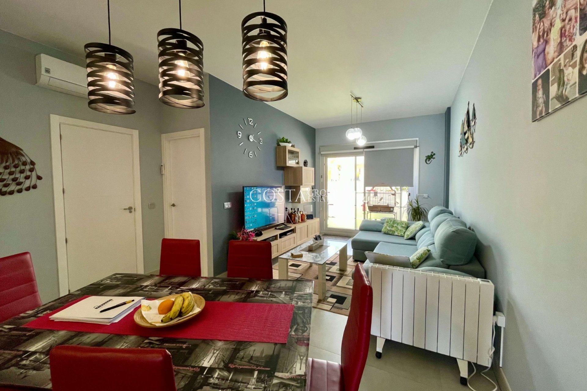 Resale - Apartments -
Orihuela Costa - Villamartín