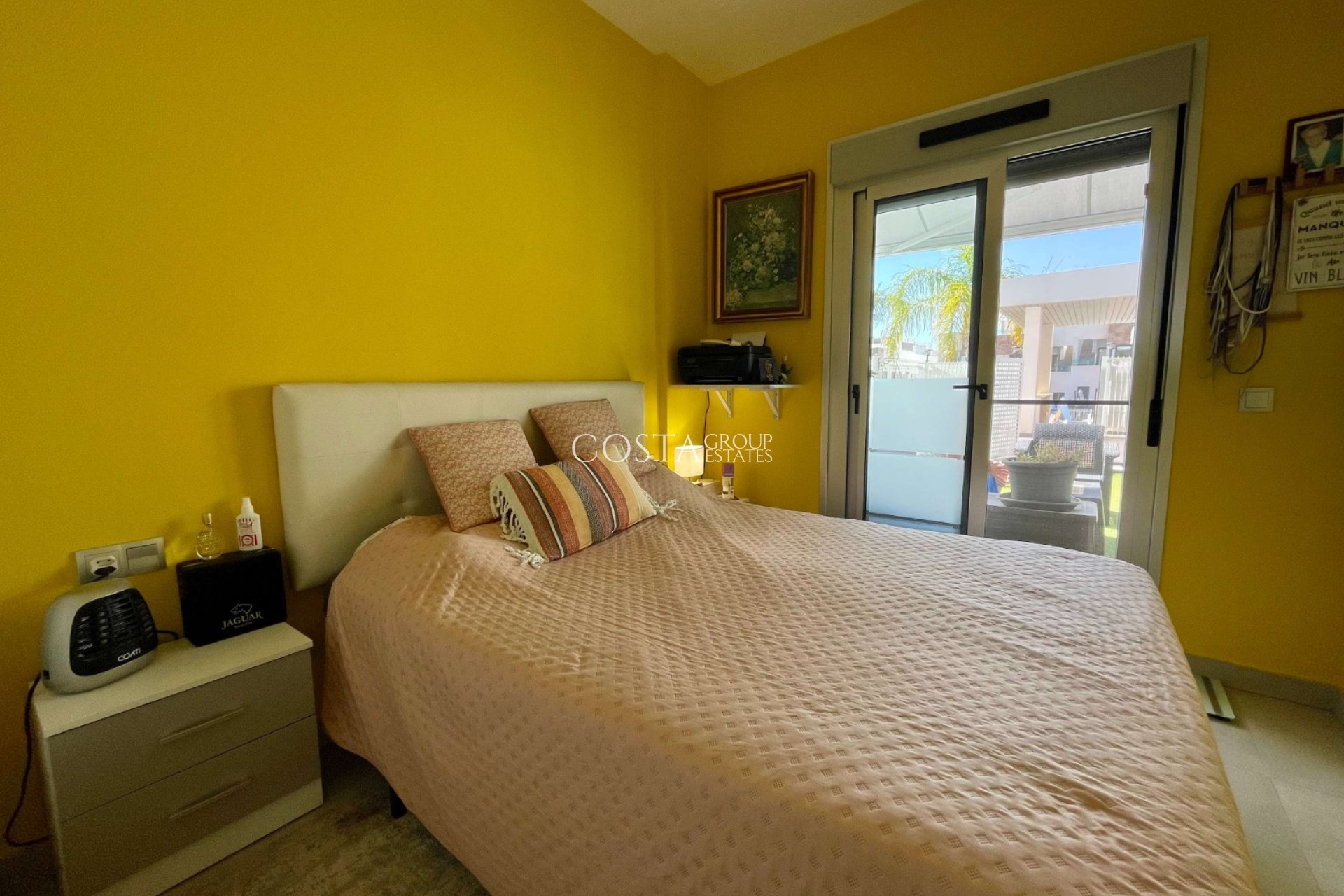 Resale - Apartments -
Orihuela Costa - Villamartín