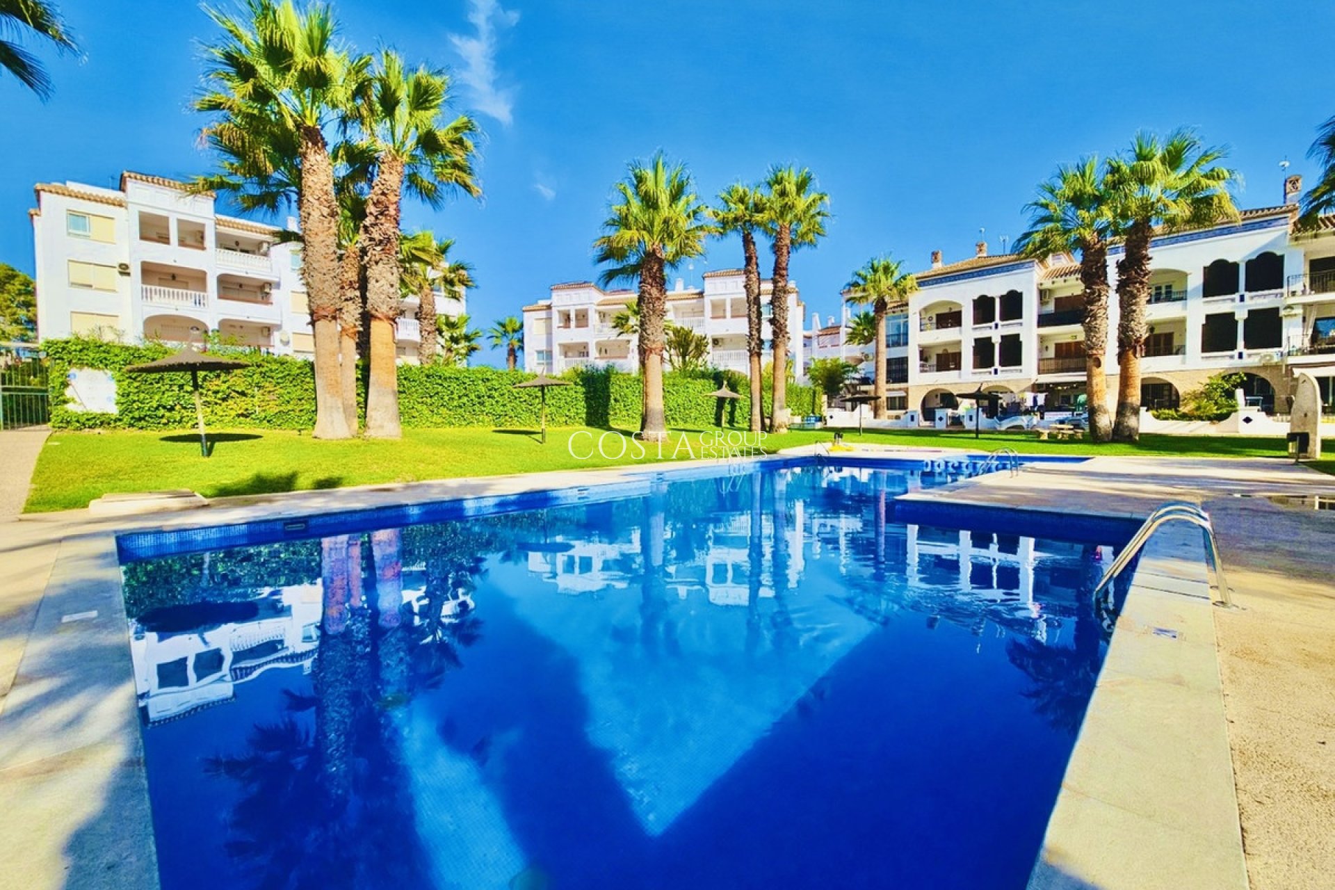 Resale - Apartments -
Orihuela Costa - Villamartin