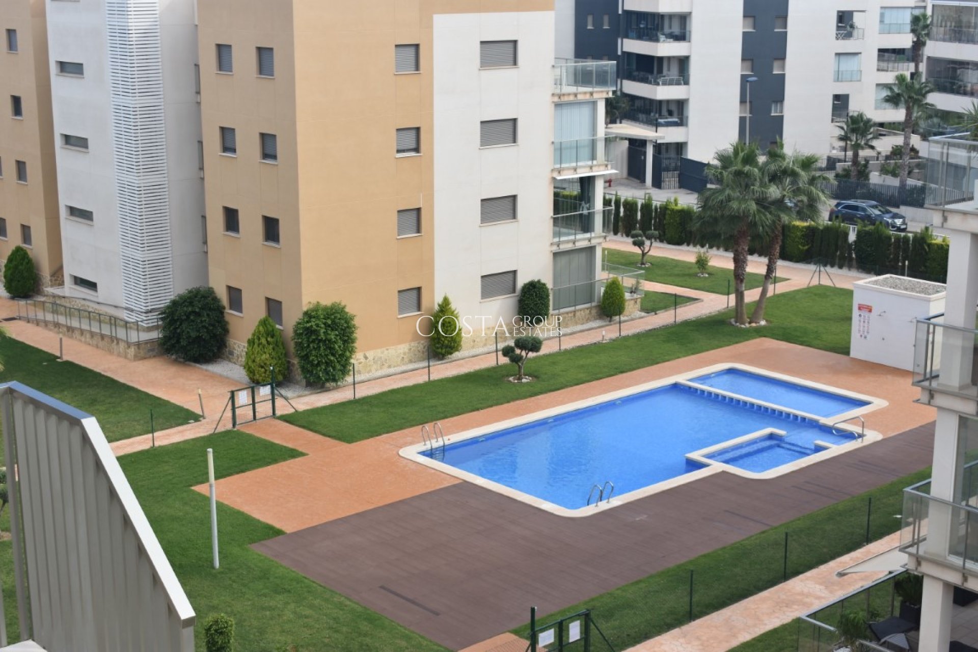 Resale - Apartments -
Orihuela Costa - Villamartin