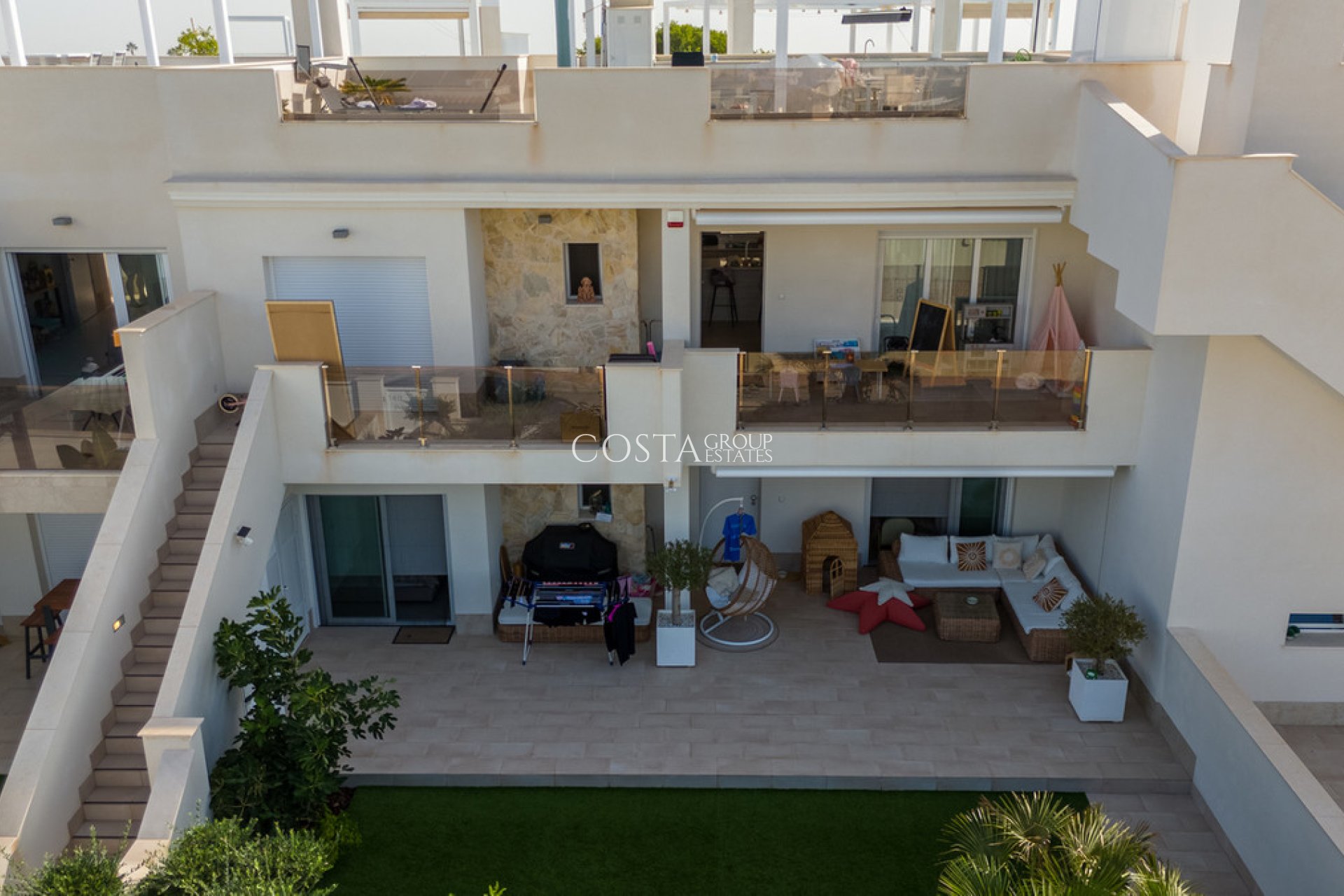 Resale - Apartments -
Orihuela Costa - Villamartin