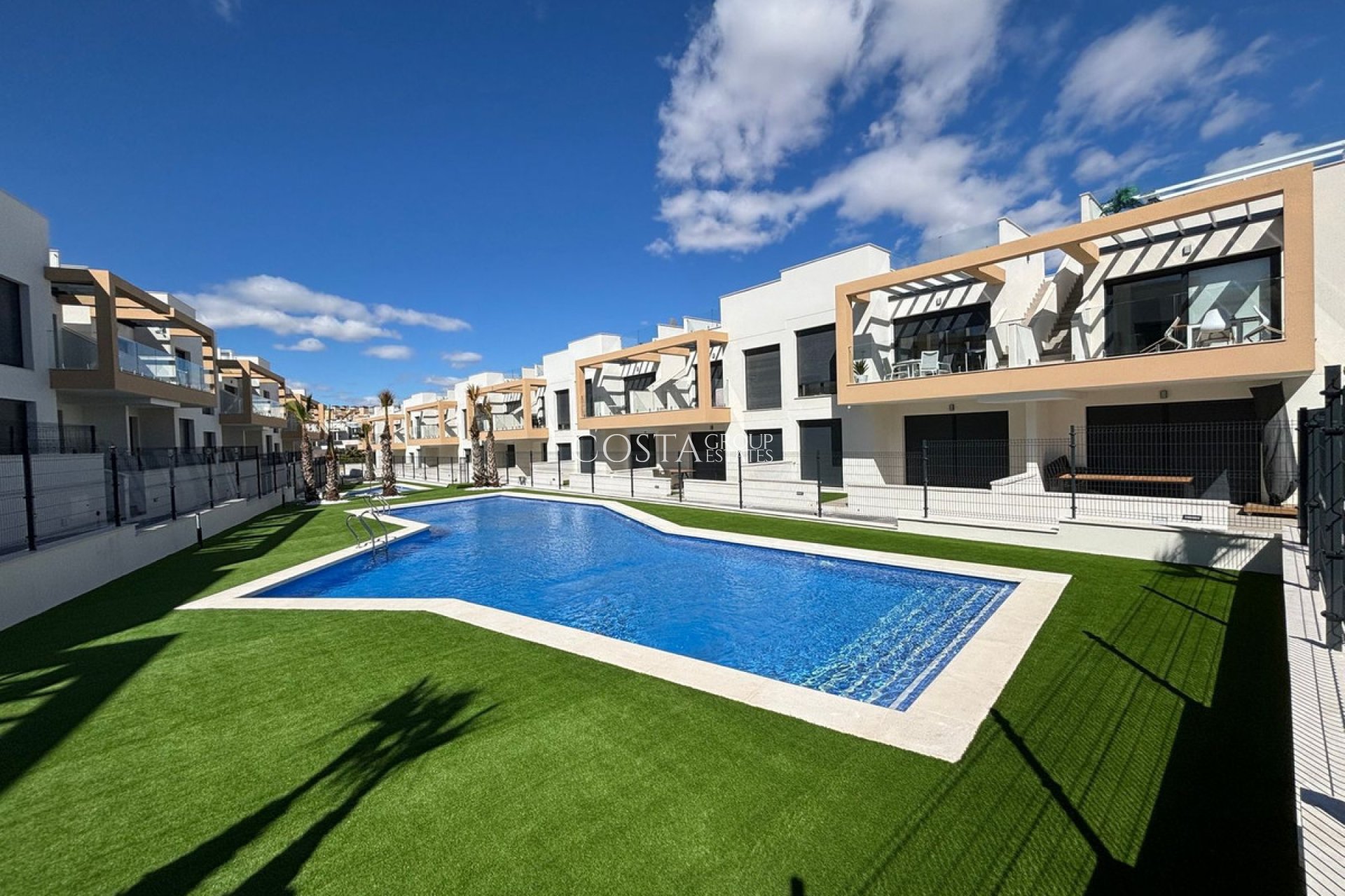 Resale - Apartments -
Orihuela Costa - Villamartin