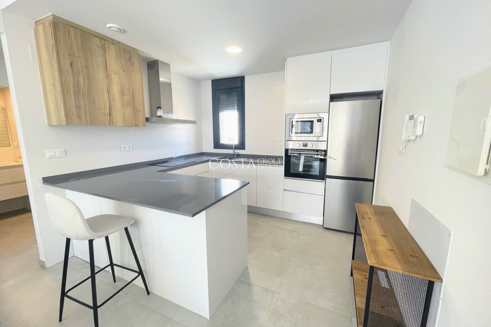 Resale - Apartments -
Orihuela Costa - Villamartin