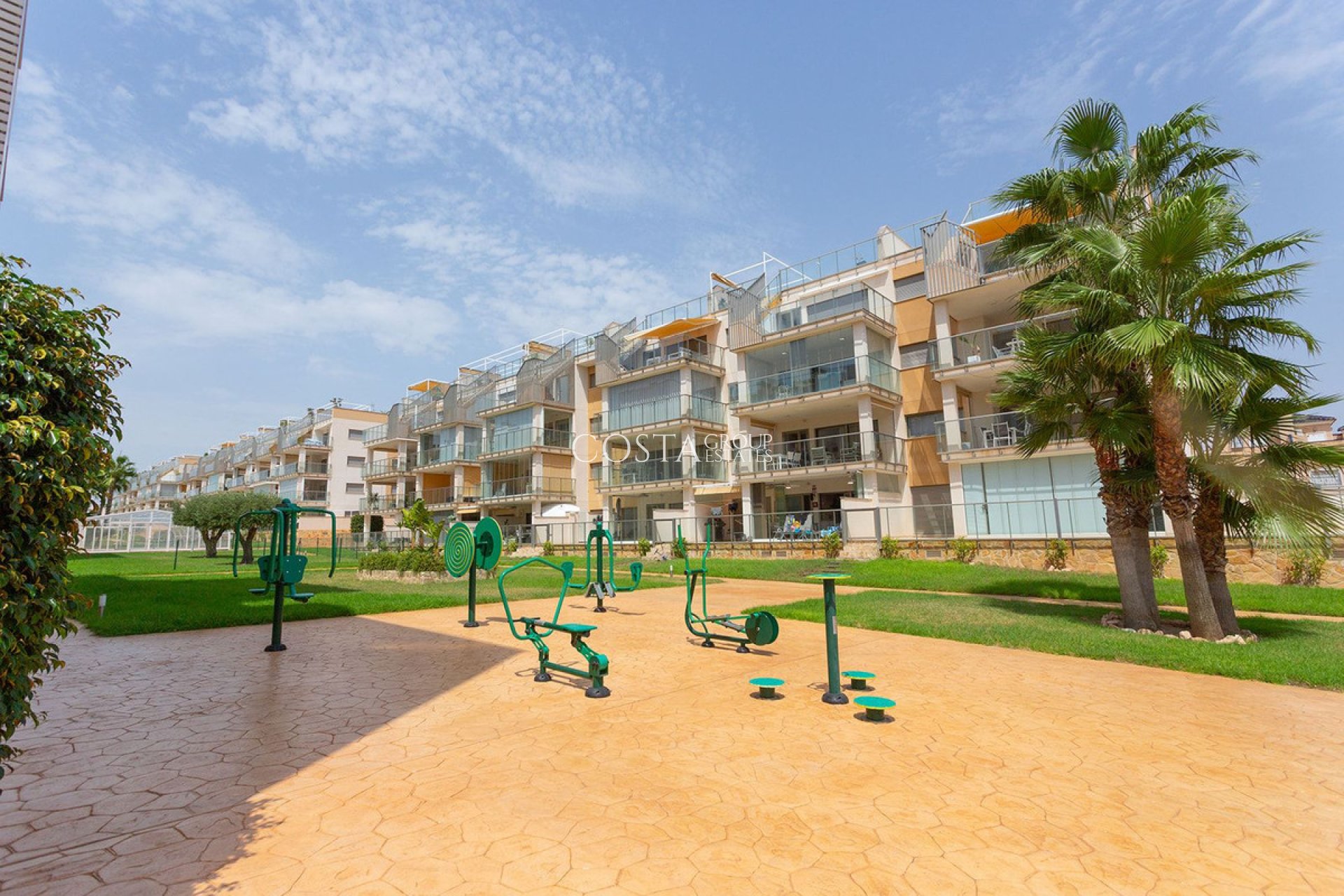 Resale - Apartments -
Orihuela Costa - Villamartin