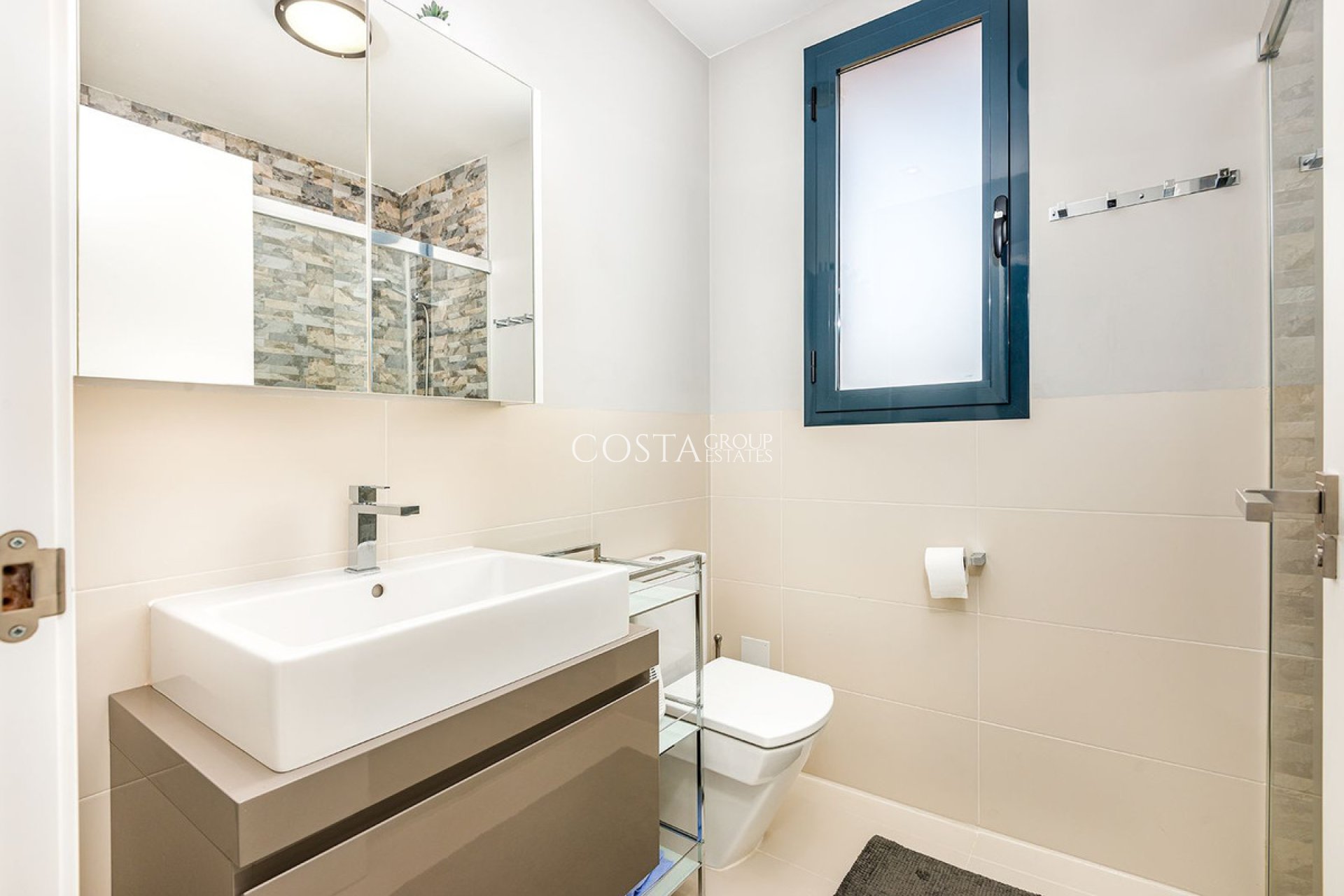 Resale - Apartments -
Orihuela Costa - Villamartin