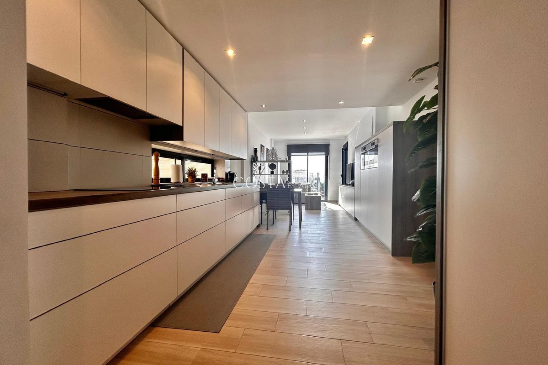 Resale - Apartments -
Orihuela Costa - Villamartin