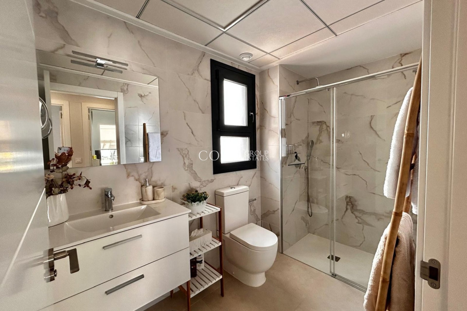 Resale - Apartments -
Orihuela Costa - Villamartin