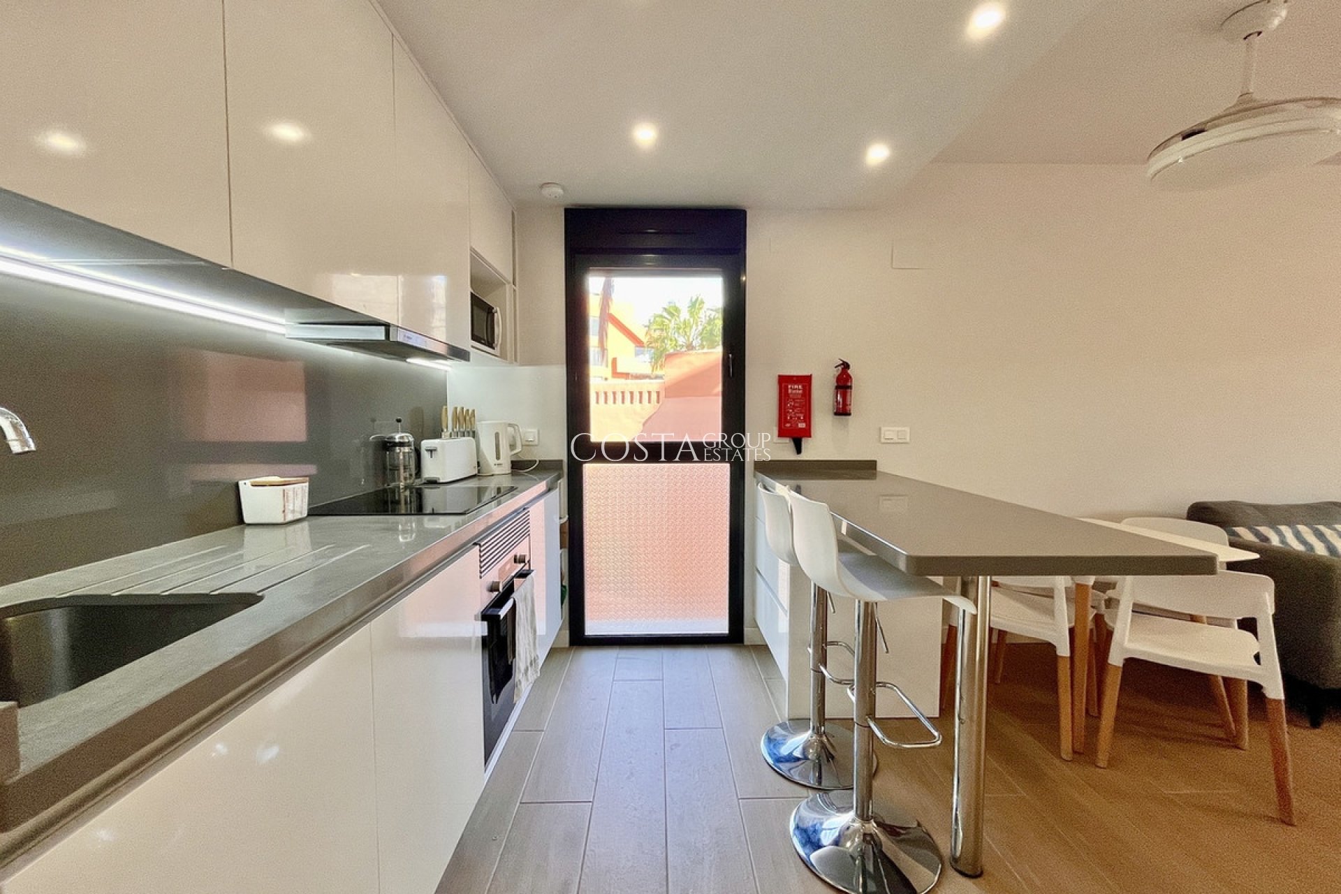 Resale - Apartments -
Orihuela Costa - Villamartin