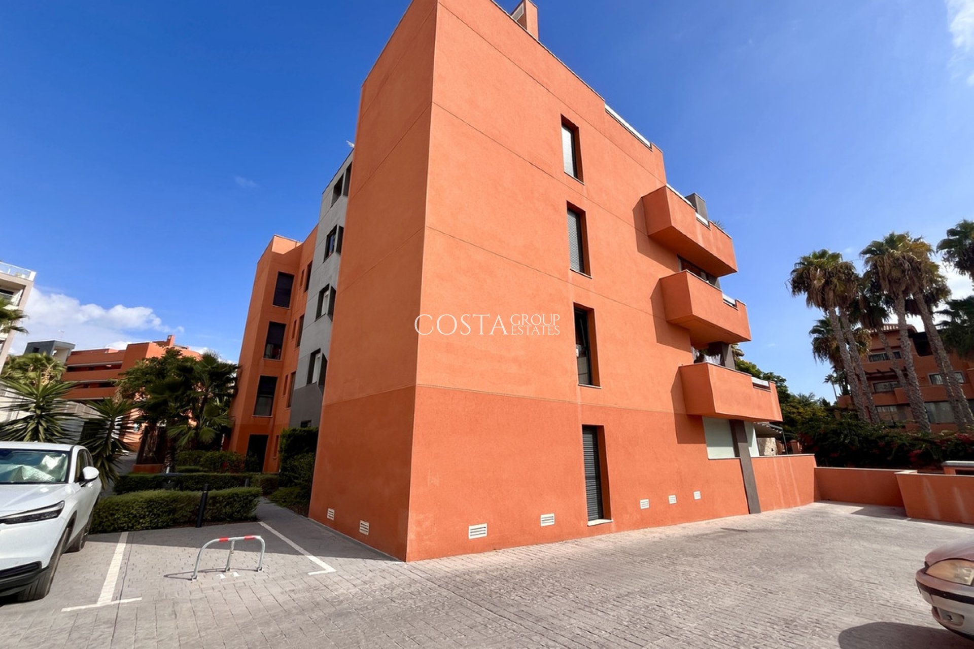 Resale - Apartments -
Orihuela Costa - Villamartin