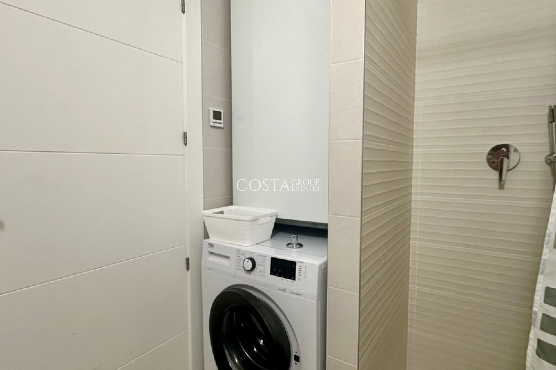 Resale - Apartments -
Orihuela Costa - Villamartin