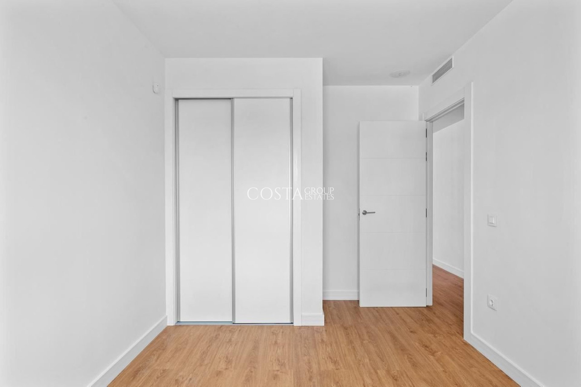 Resale - Apartments -
Orihuela Costa - Villamartin