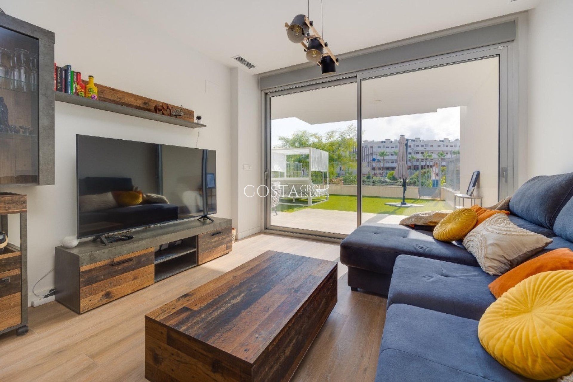 Resale - Apartments -
Orihuela Costa - Villamartin