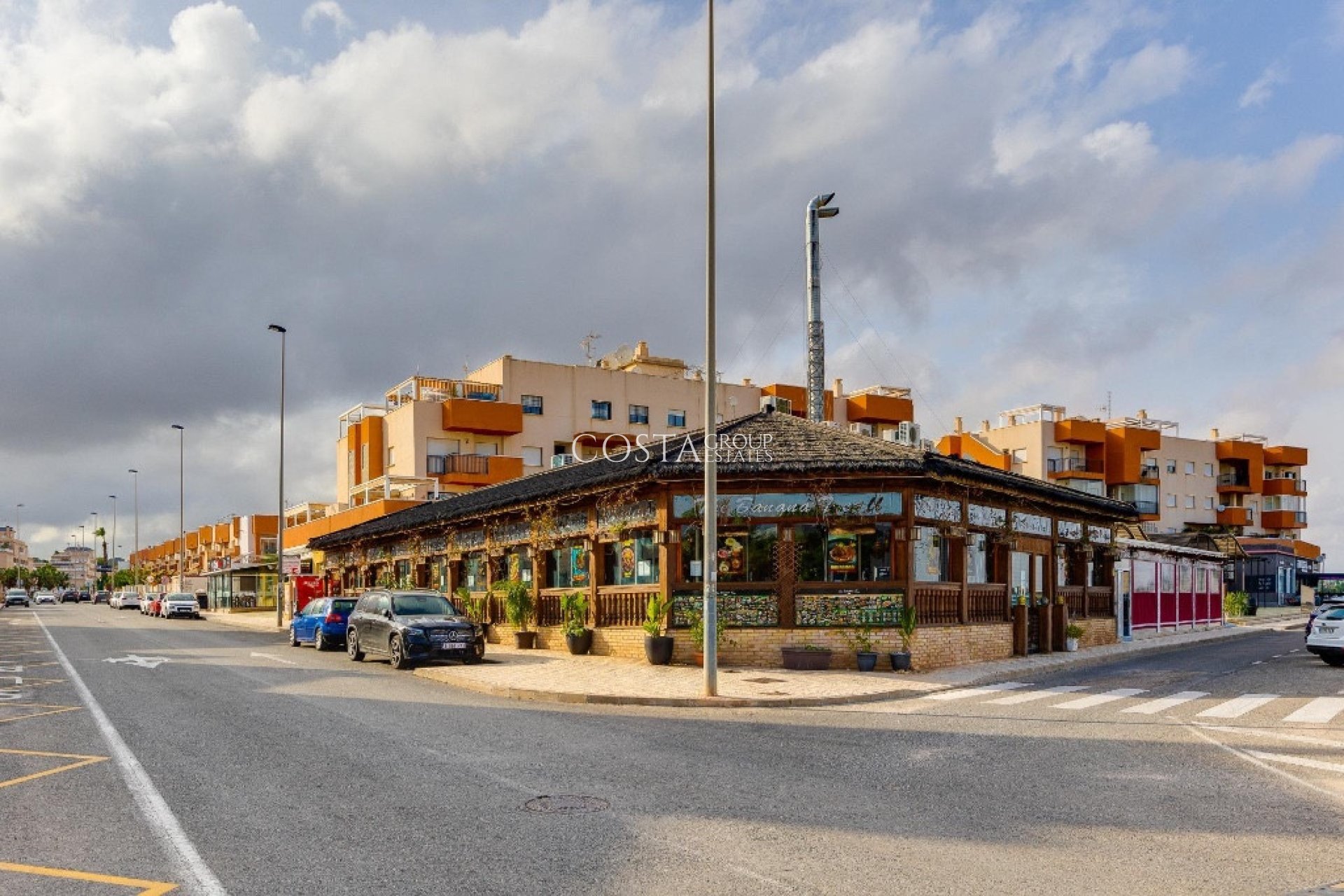 Resale - Apartments -
Orihuela Costa - Villamartin