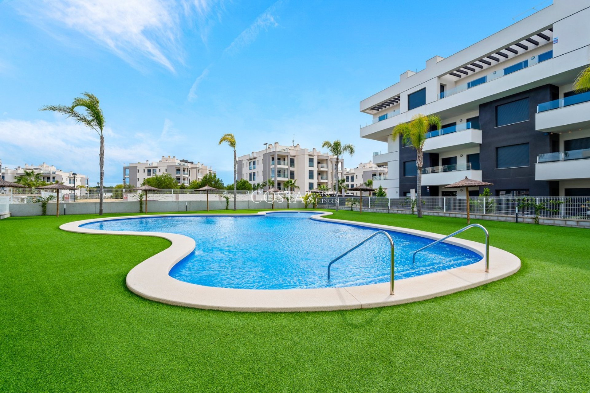 Resale - Apartments -
Orihuela Costa - Villamartín