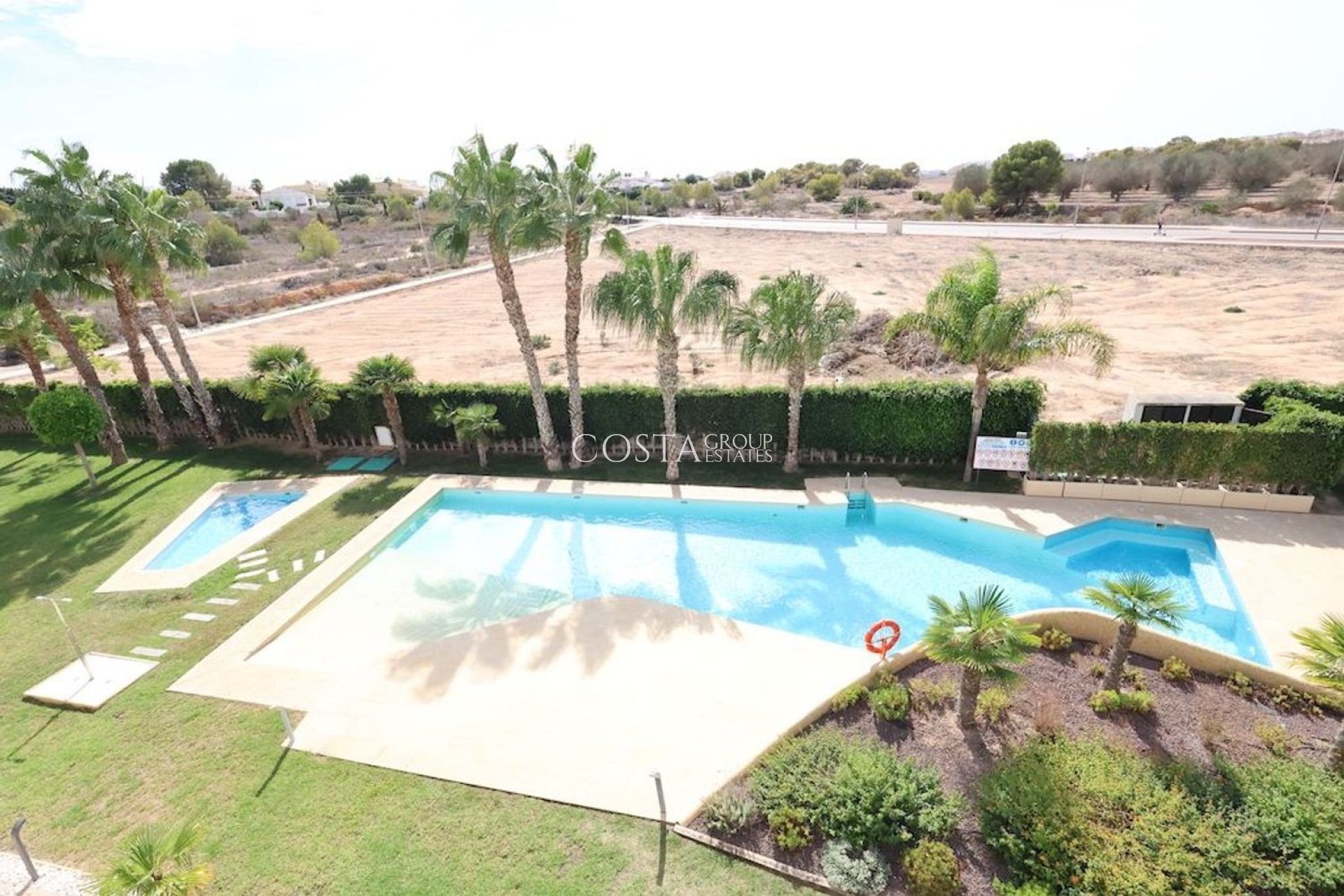 Resale - Apartments -
Orihuela Costa