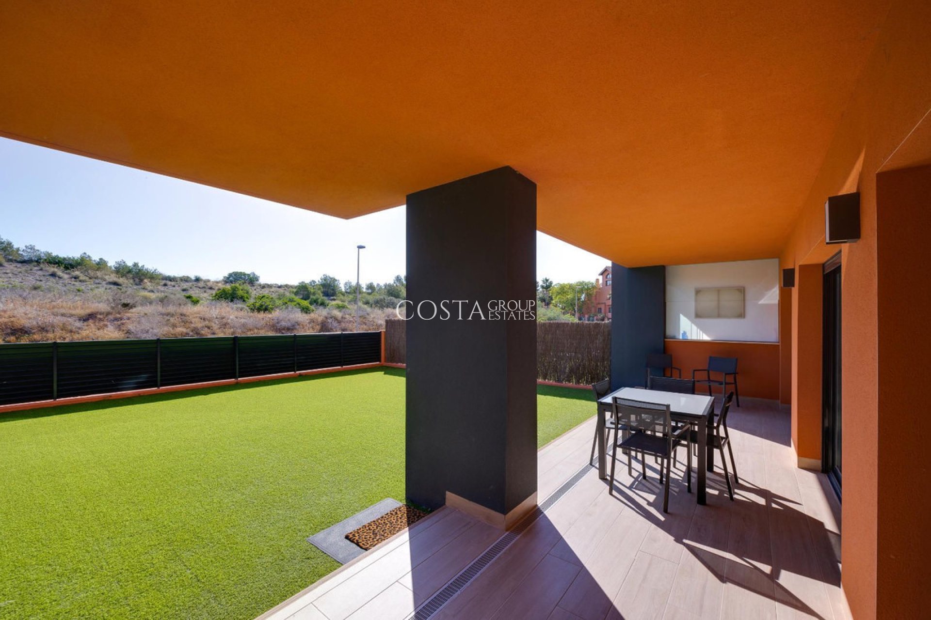 Resale - Apartments -
Orihuela Costa