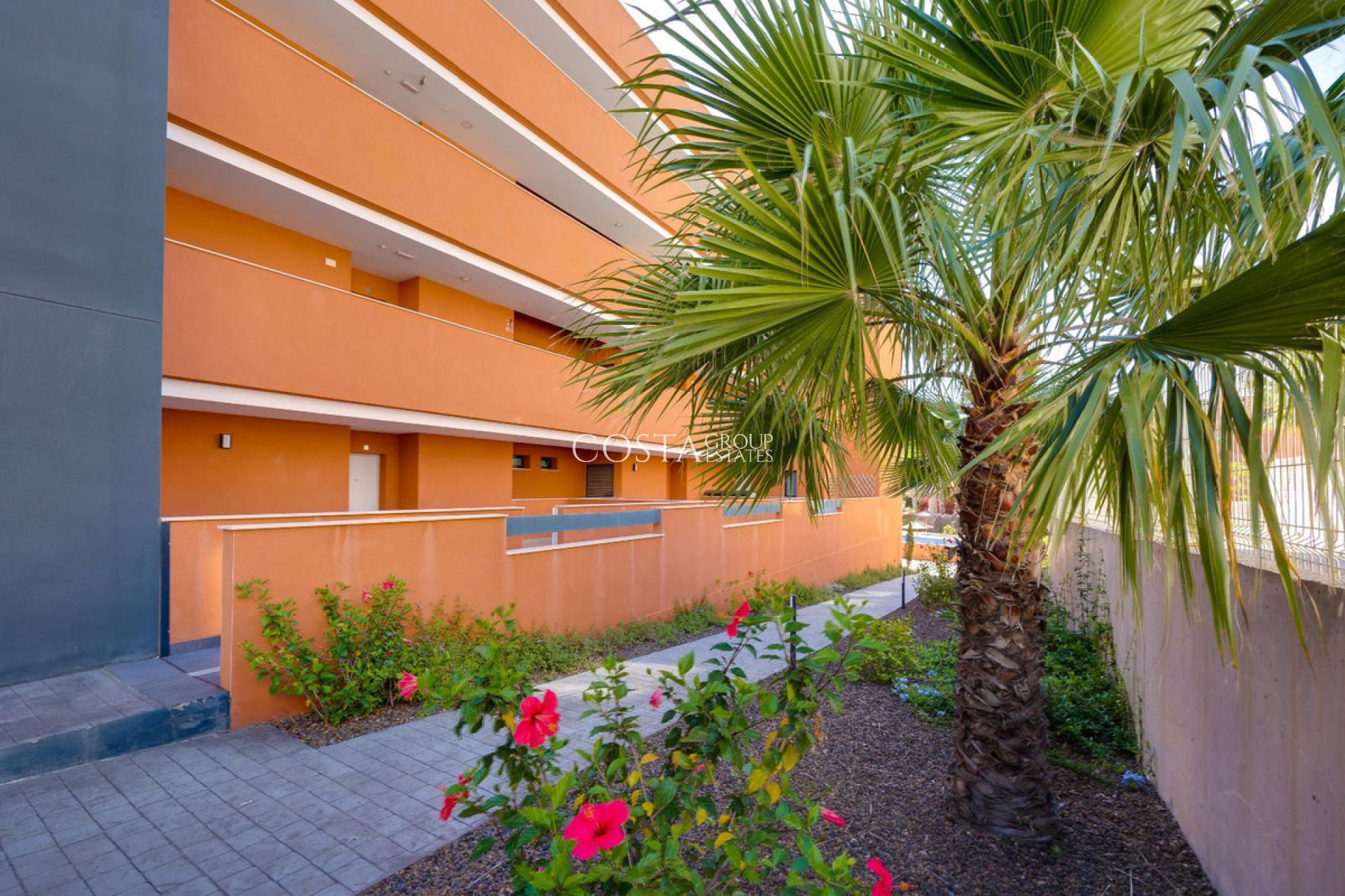 Resale - Apartments -
Orihuela Costa