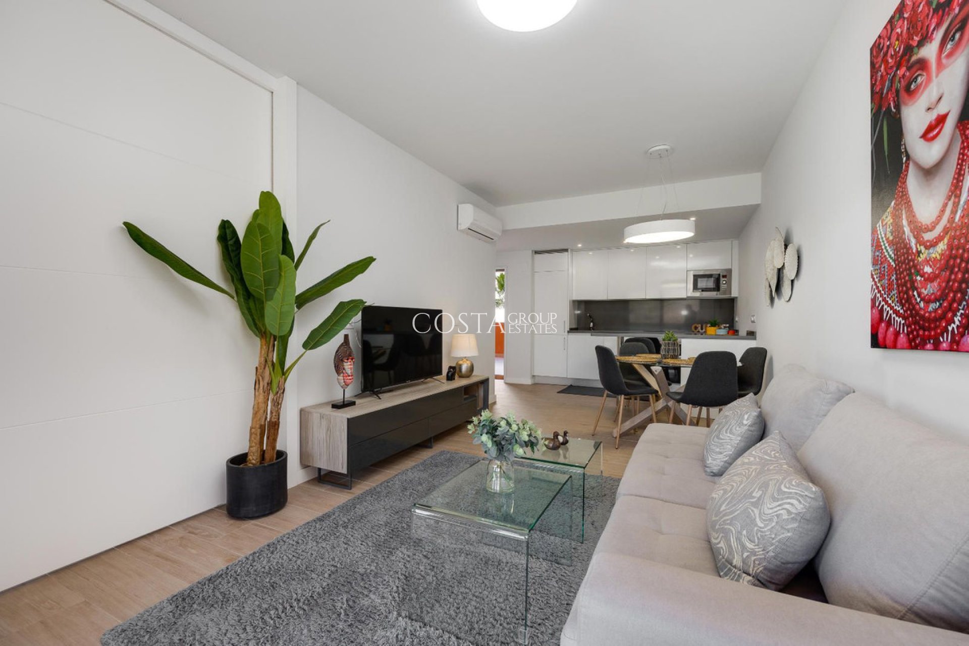 Resale - Apartments -
Orihuela Costa