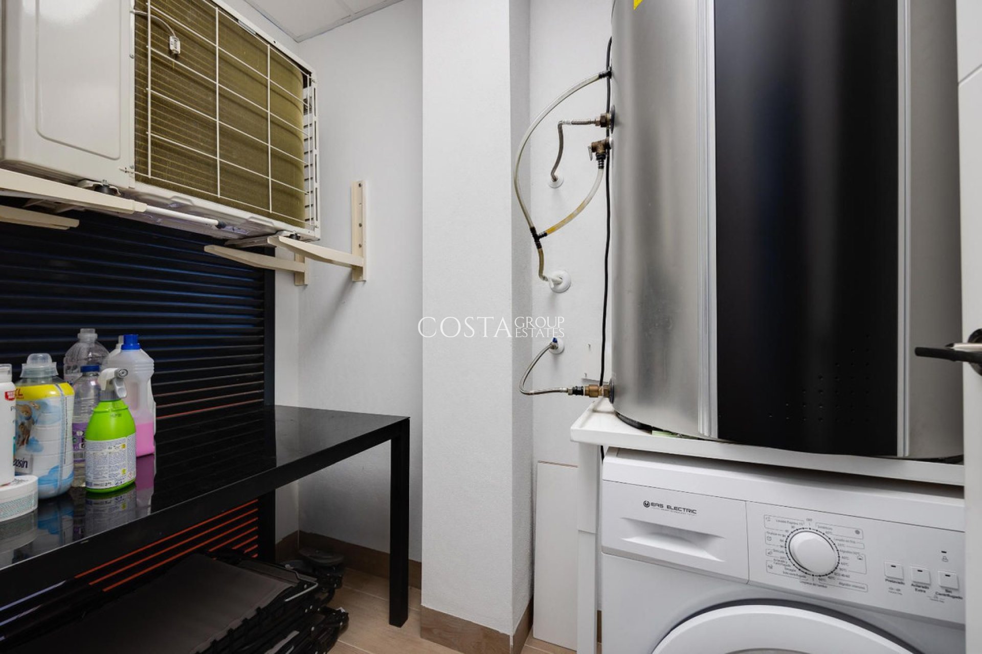 Resale - Apartments -
Orihuela Costa