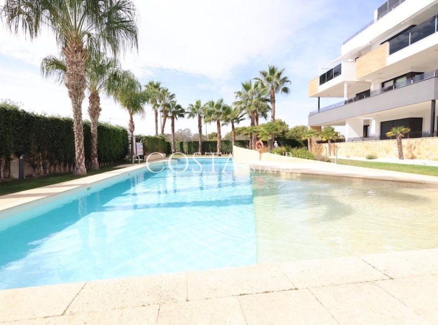 Resale - Apartments -
Orihuela Costa
