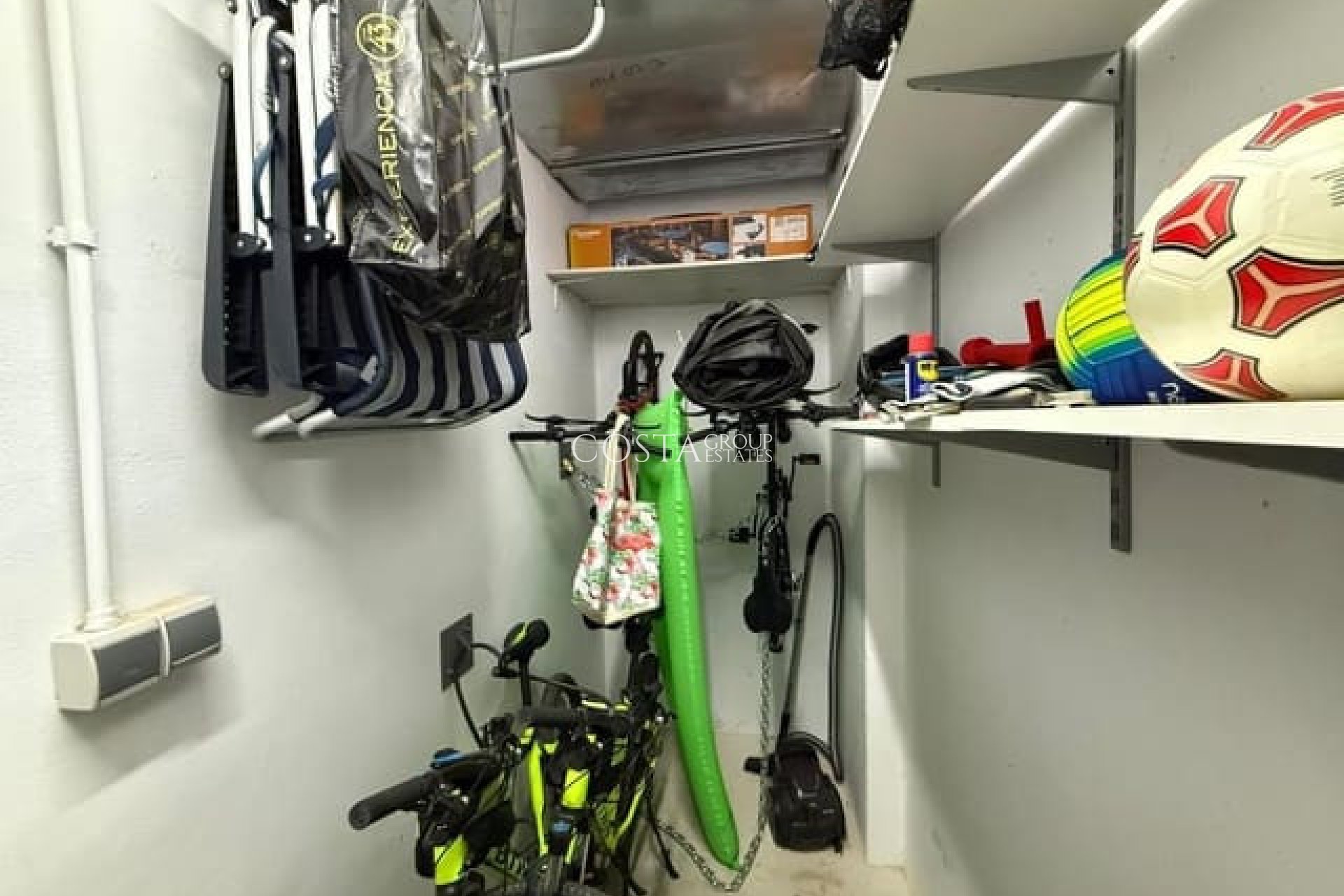 Resale - Apartments -
Orihuela Costa