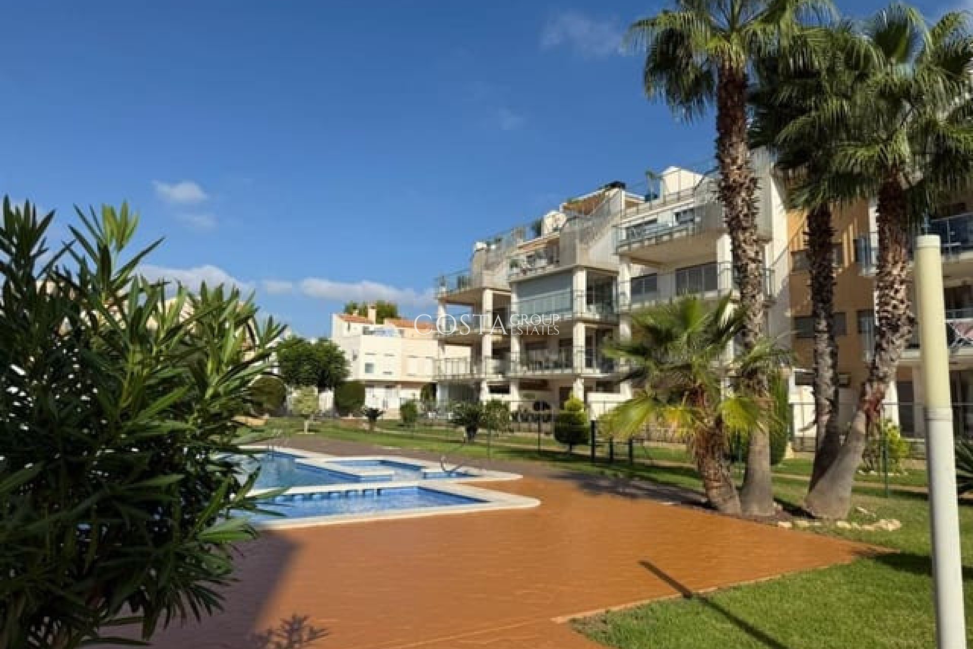 Resale - Apartments -
Orihuela Costa
