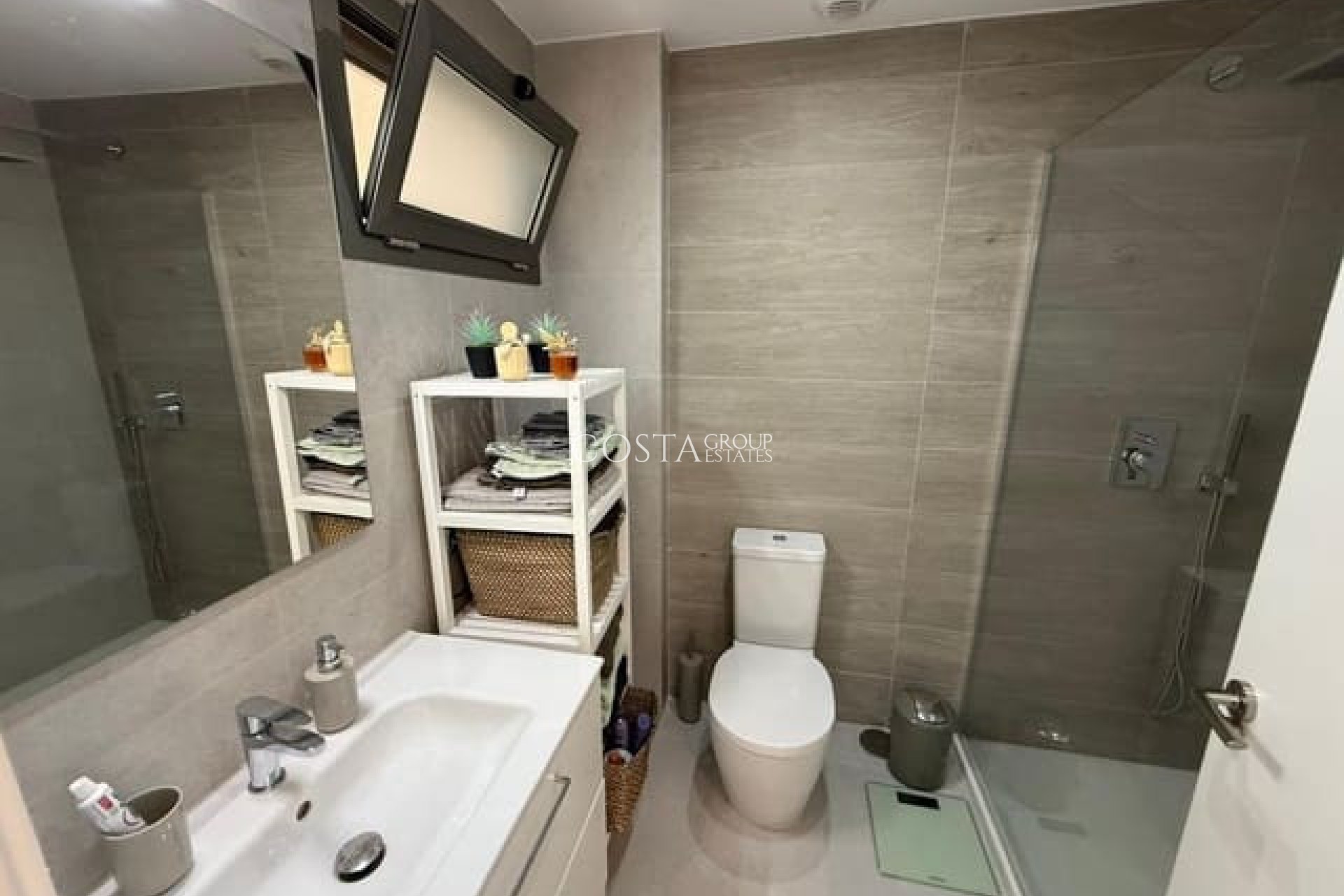 Resale - Apartments -
Orihuela Costa